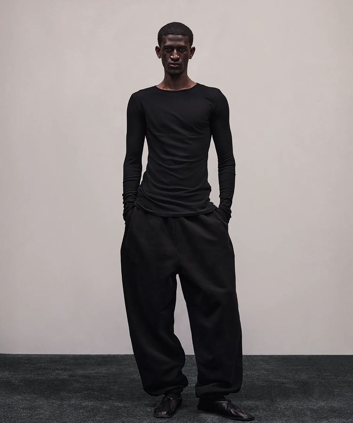 엔타이어 스튜디오(ENTIRE STUDIOS) (U) 스탠다드 스웨트팬츠 블랙 STANDARD SWEAT BLACK