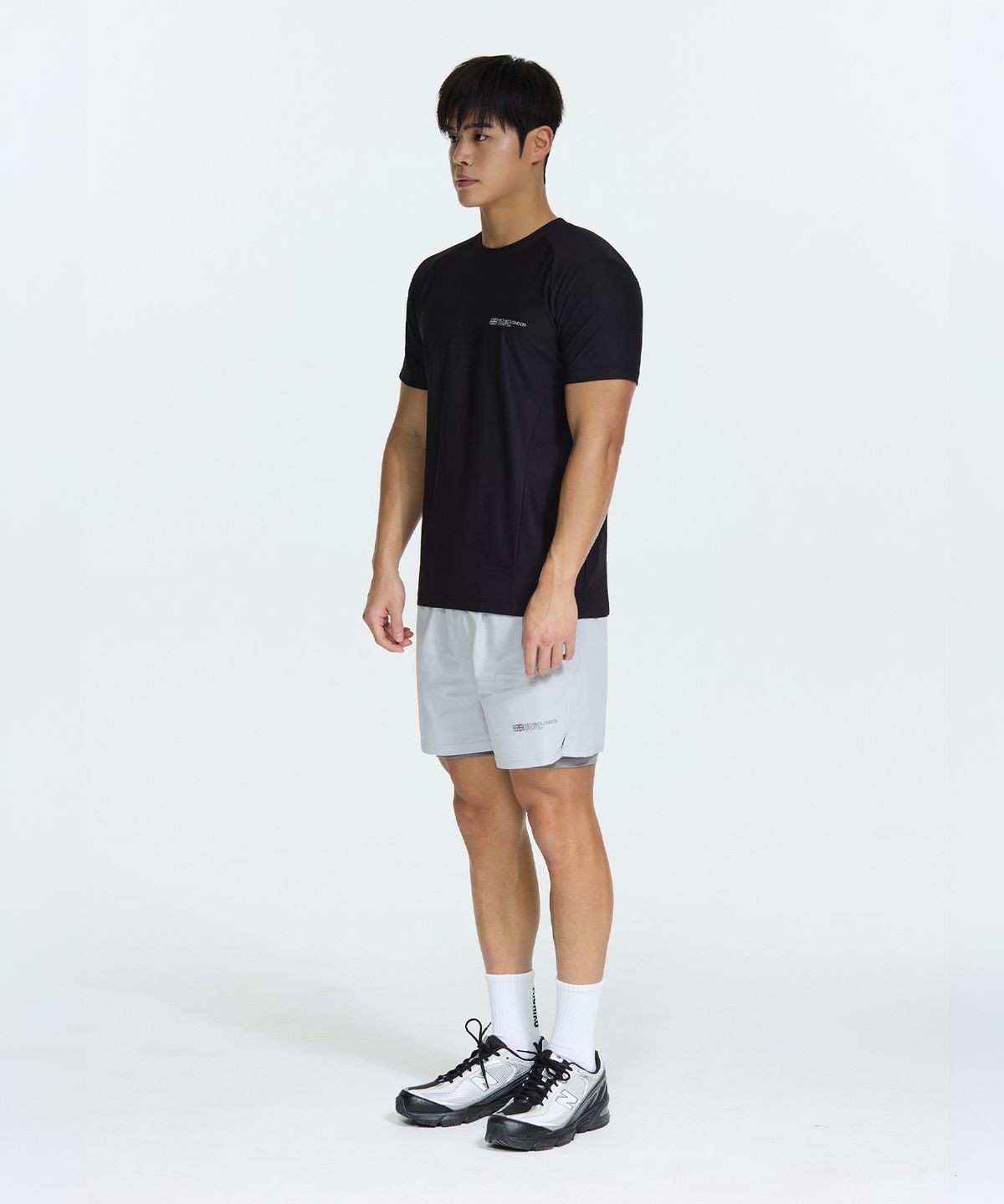 미치코런던 스포츠(MICHIKO LONDON SPORTS) 짐 메쉬 머슬핏 반팔 티셔츠 블랙