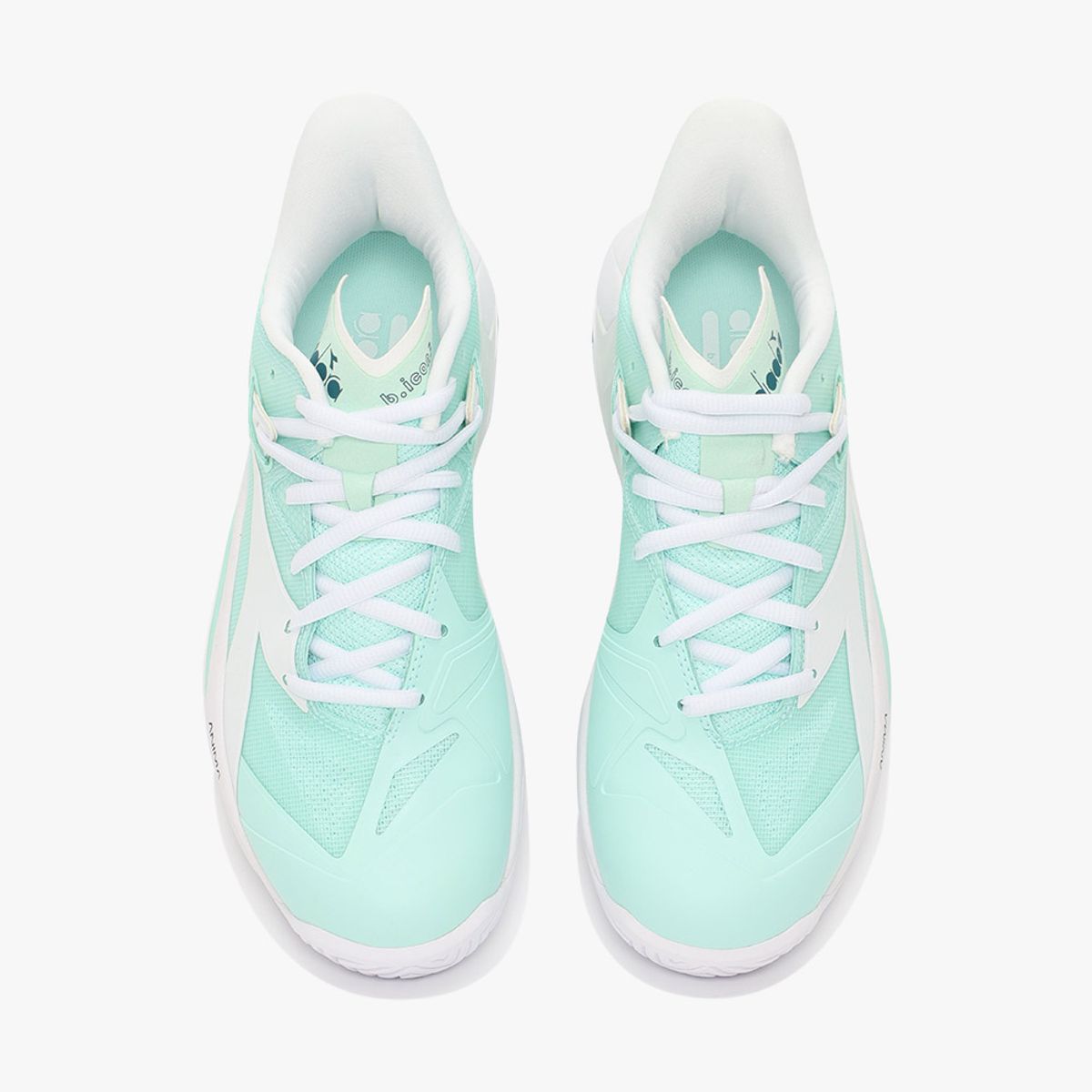 디아도라(diadora) 비아이콘 3 AG 우먼 SKYBLUE