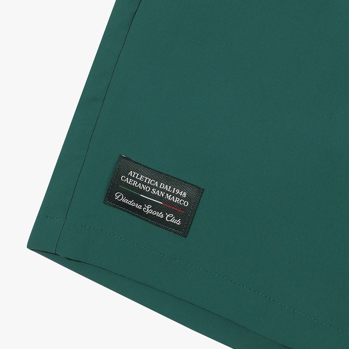 디아도라(diadora) 쿨웨이브 4부 쇼츠 GREEN