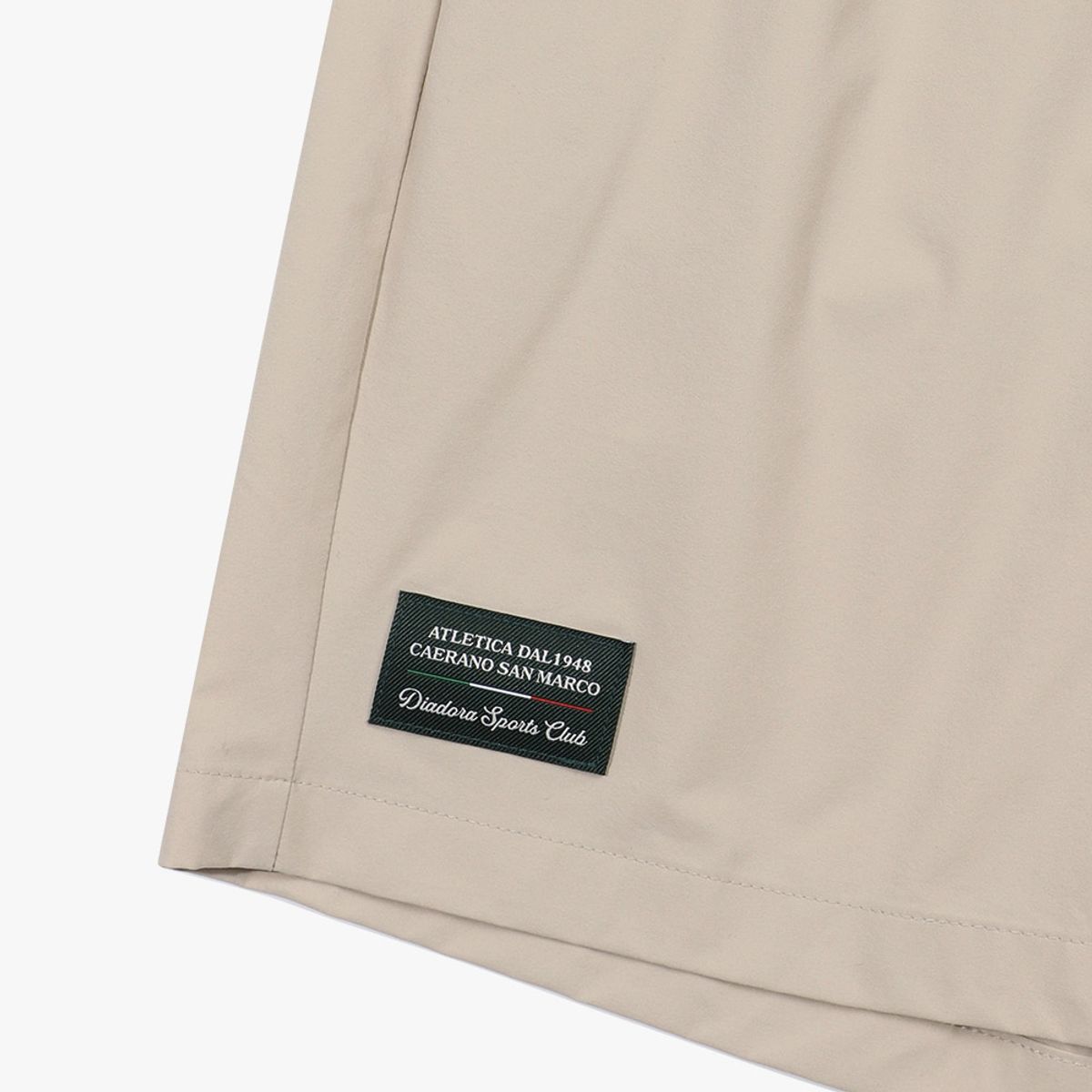디아도라(diadora) 쿨웨이브 4부 쇼츠 BEIGE