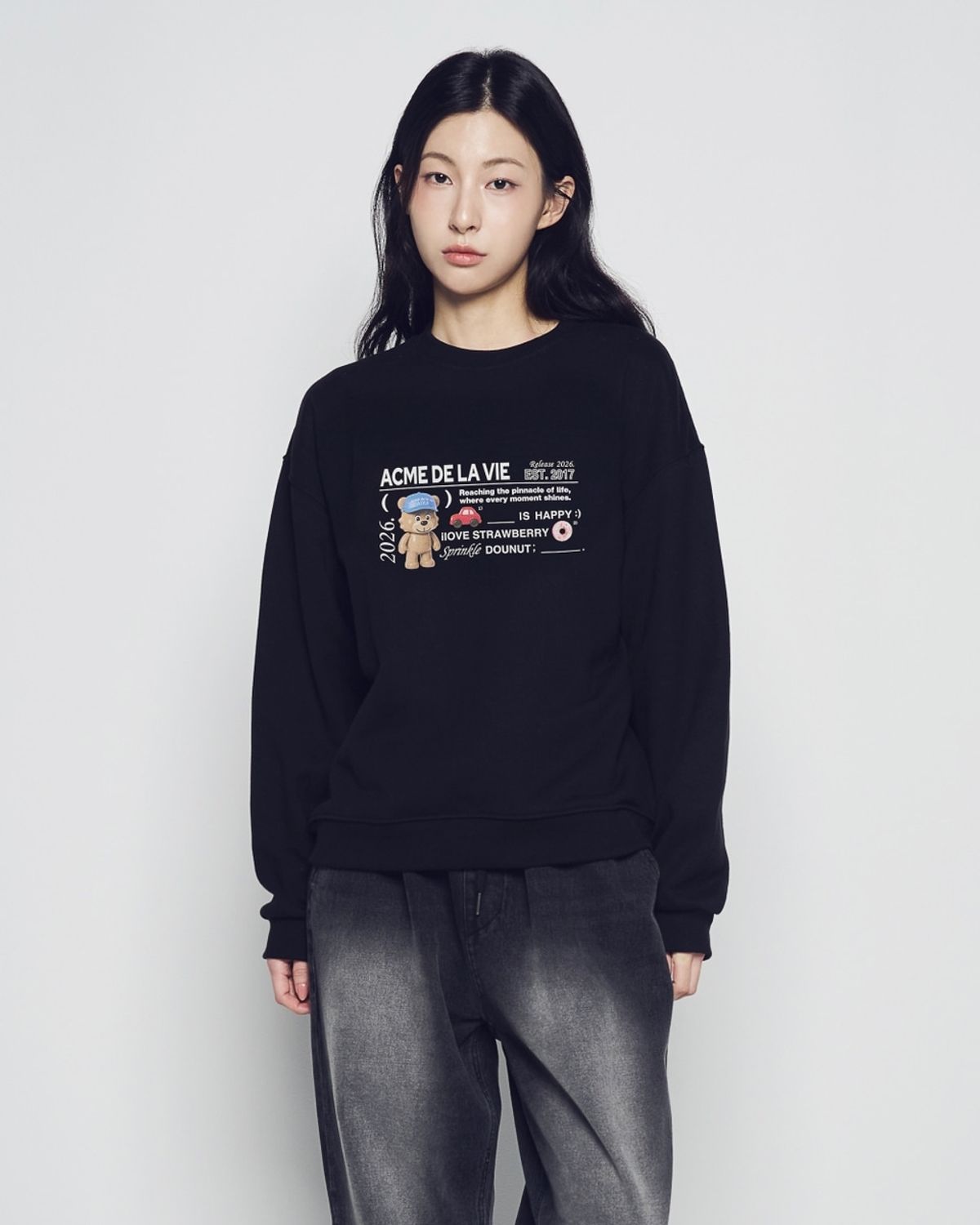 아크메드라비(ACME DE LA VIE) WOMAN TYPING PROFILE SWEATSHIRT (2 COLOR)
