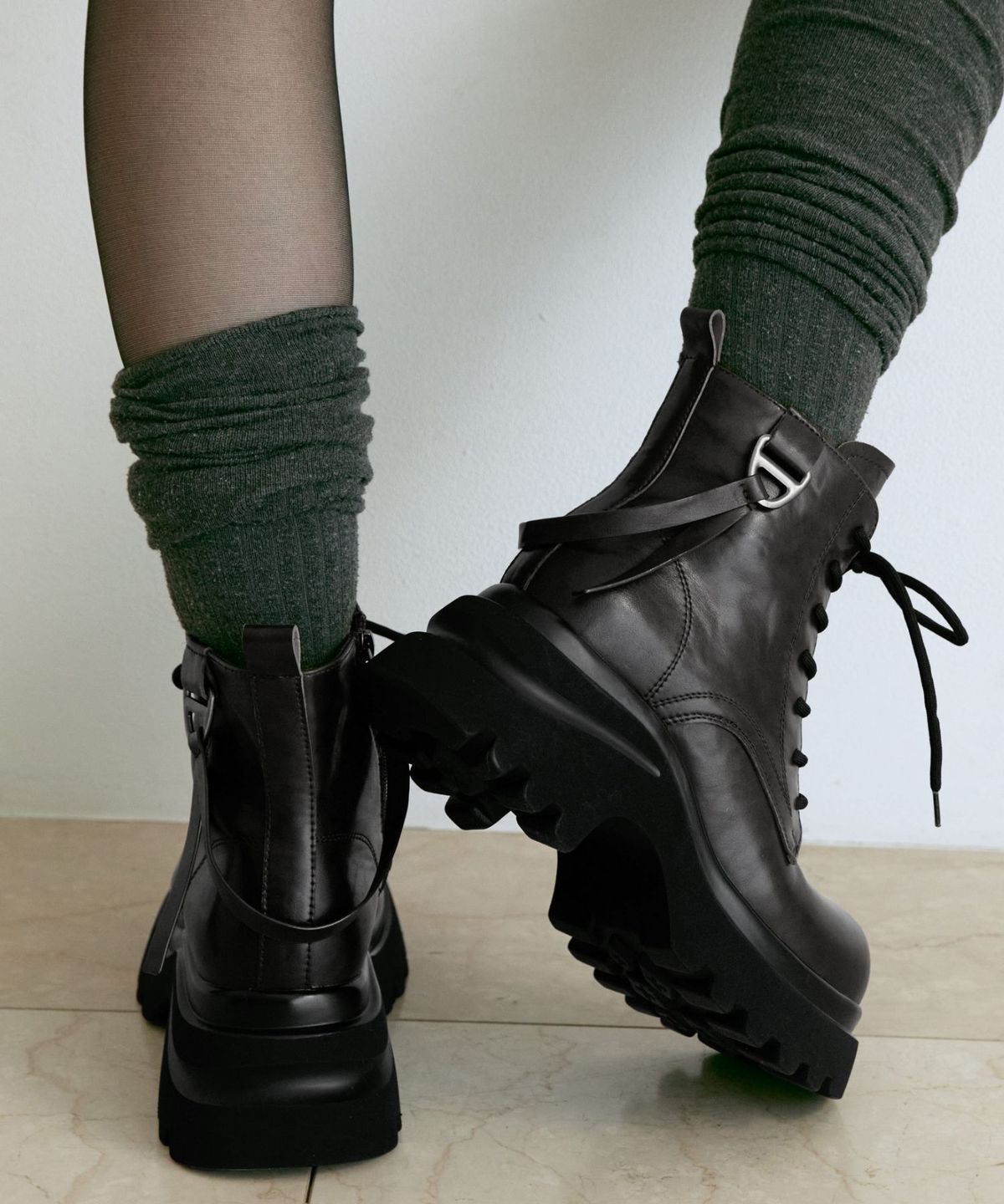 아삐에 마르슈(APIED MARCHE) Ligne Walker Boots 소가죽 워커 부츠 -PM3022 (2color)