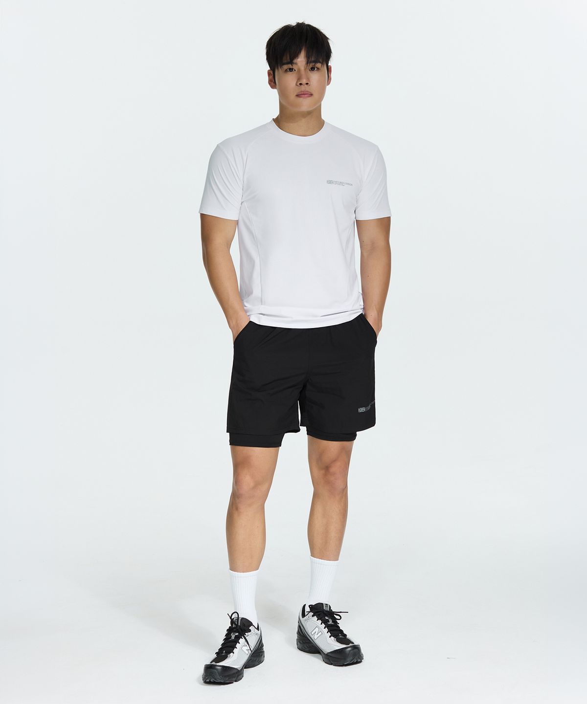 미치코런던 스포츠(MICHIKO LONDON SPORTS) 짐 메쉬 머슬핏 반팔 티셔츠 화이트