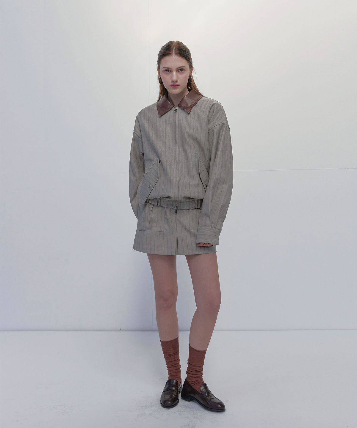 스르비(SELEVER) Mono Collar Zip Jacket_2 color