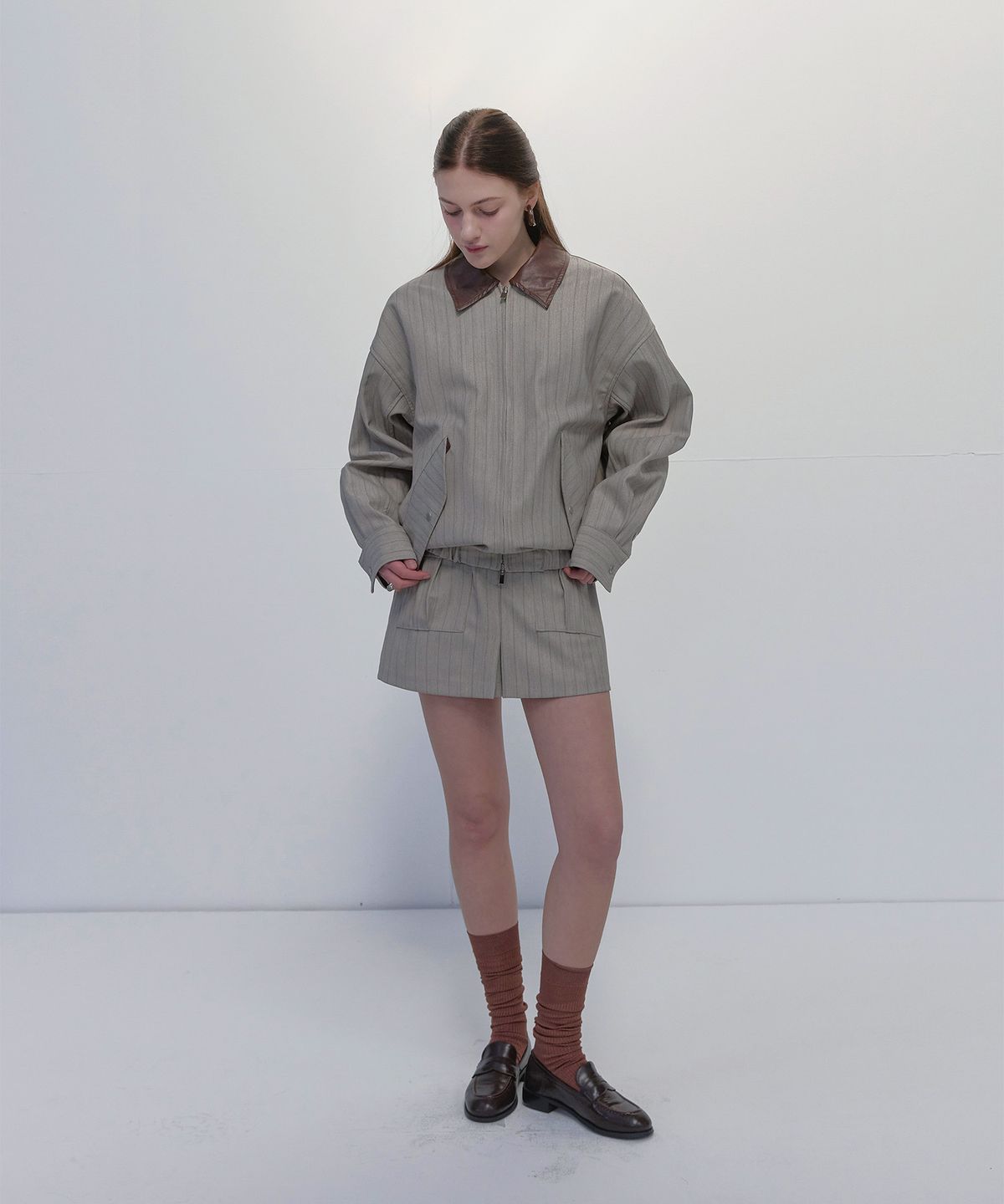 스르비(SELEVER) Mono Collar Zip Jacket_2 color