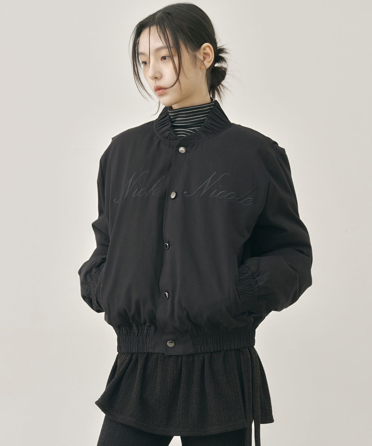 닉앤니콜(NICK&NICOLE) SHIRRING PADDING JUMPER_BLACK