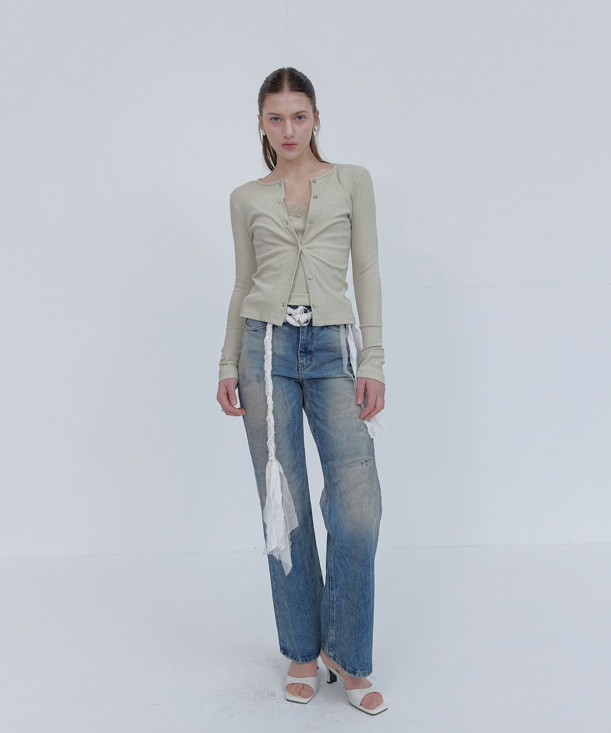 스르비(SELEVER) Grain Washed Denim Pants