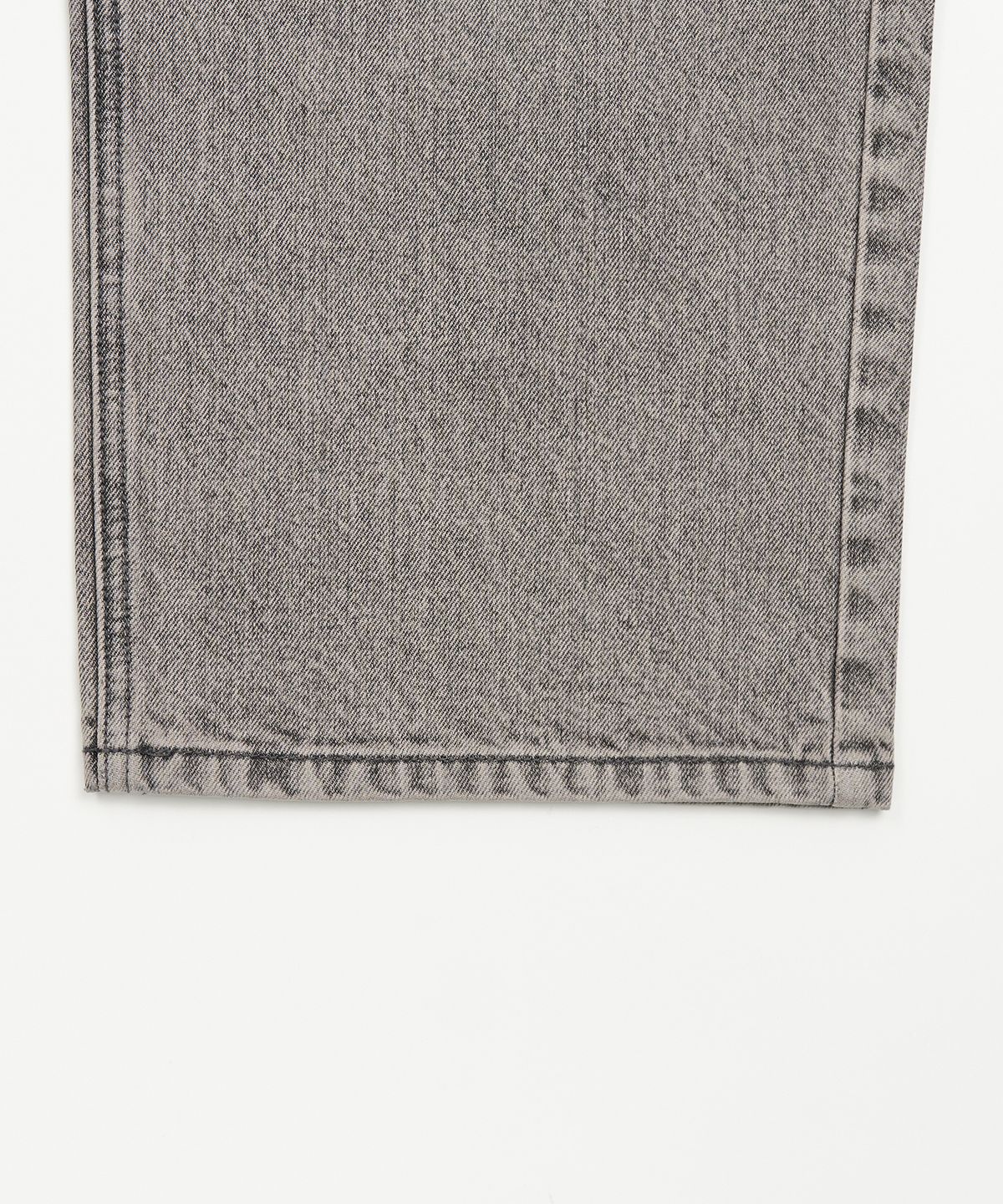 토피(TOFFEE) 롱 페이드 데님 팬츠 (GREY)