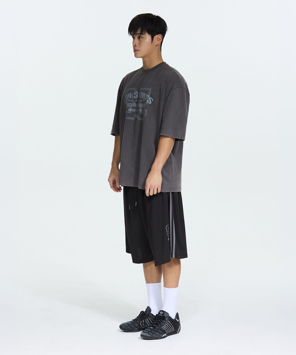 미치코런던 스포츠(MICHIKO LONDON SPORTS) LDN 빈티지 피그먼트 반팔 티셔츠 빈티지 차콜
