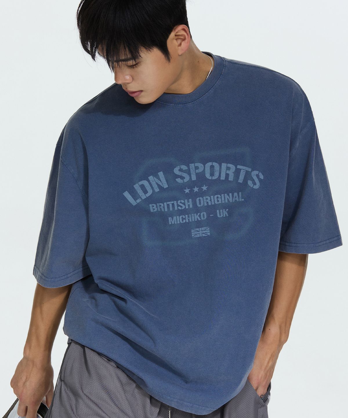 미치코런던 스포츠(MICHIKO LONDON SPORTS) LDN 빈티지 피그먼트 반팔 티셔츠 빈티지 블루