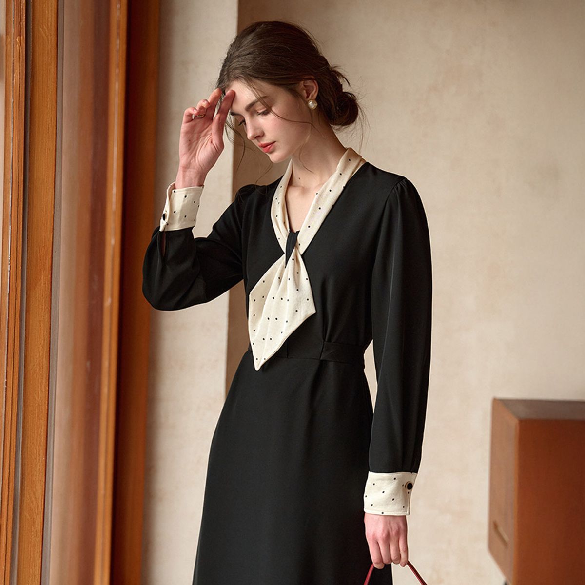 심플레트로(SIMPLE RETRO) SR_French hepburn black dress