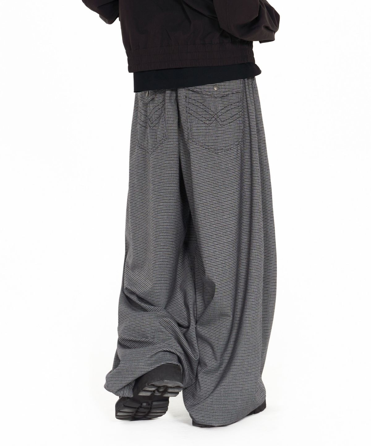 아이돈워너셀(IDWS) Fine Check Balloon Trouser Black