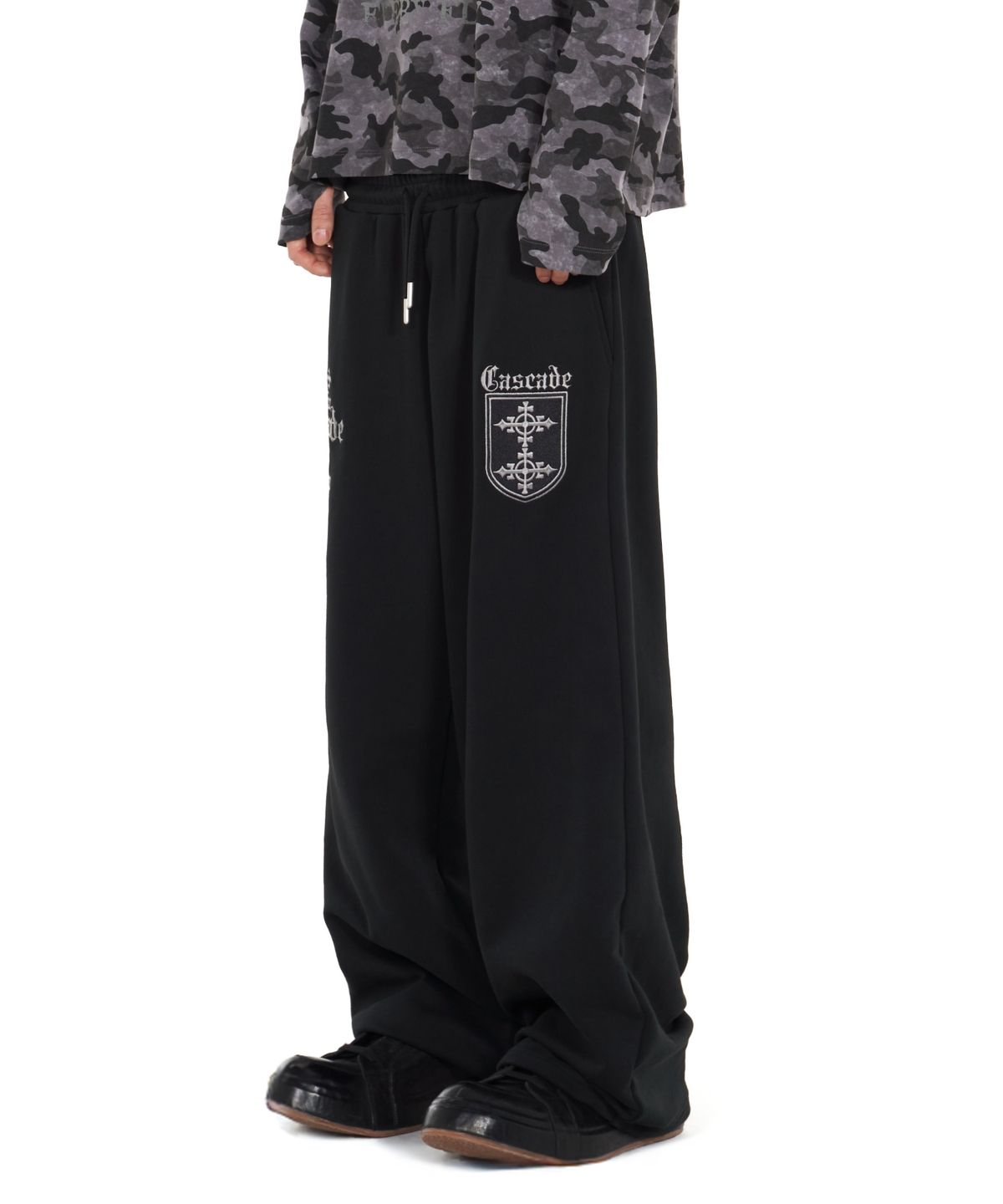 아이돈워너셀(IDWS) Cross Layered Sweat Pants Black