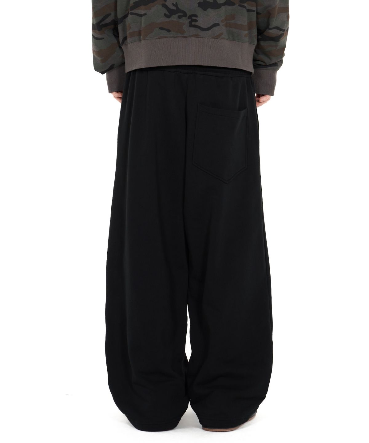 아이돈워너셀(IDWS) Cross Layered Sweat Pants Black