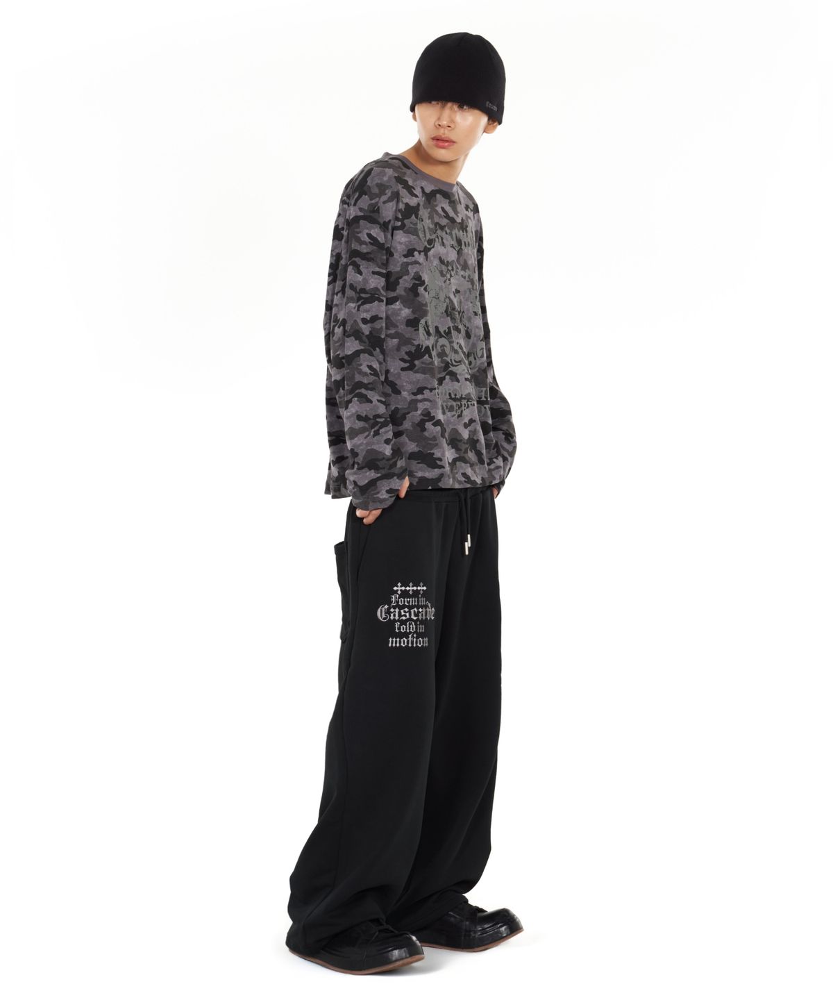 아이돈워너셀(IDWS) Cross Layered Sweat Pants Black