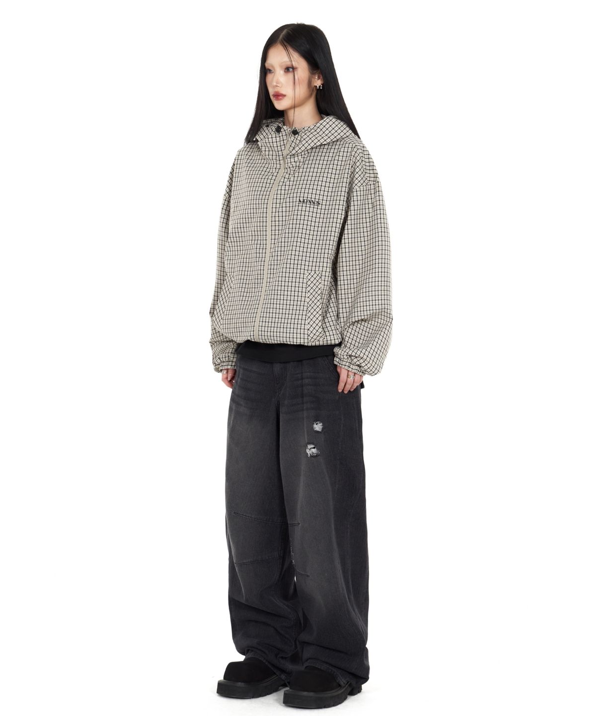 아이돈워너셀(IDWS) Vortex Check Windbreaker Ivory