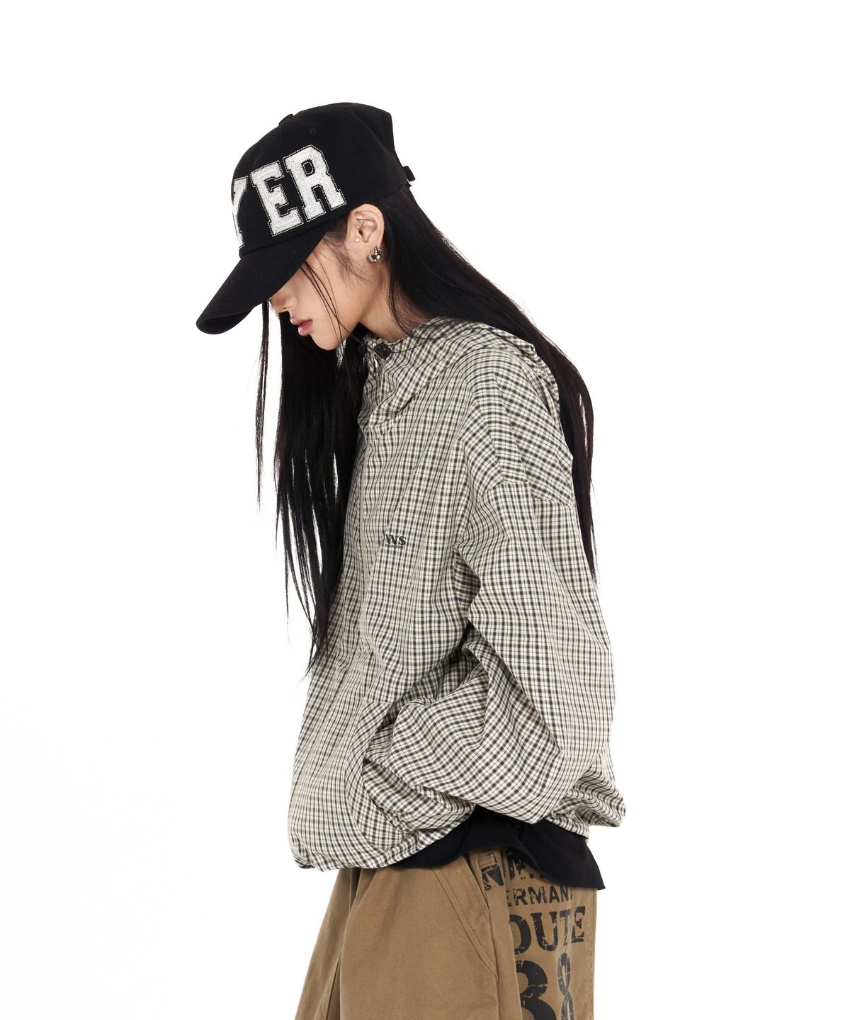 아이돈워너셀(IDWS) Vortex Check Windbreaker Ivory
