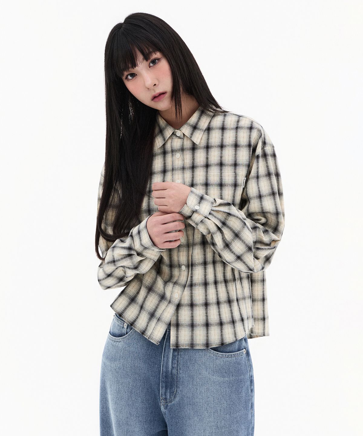 필루미네이트(FILLUMINATE) (W) 시어 옴브레 체크 셔츠-블랙