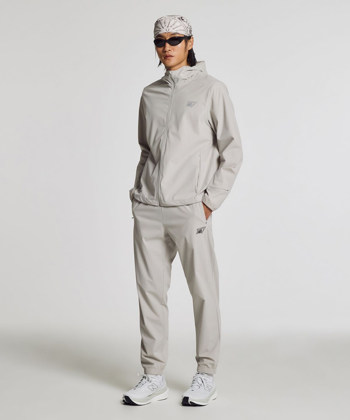 뉴발란스(NEW BALANCE) NBMLG25313 / UNI RC 트리코트 조거팬츠 (LIGHT BEIGE)