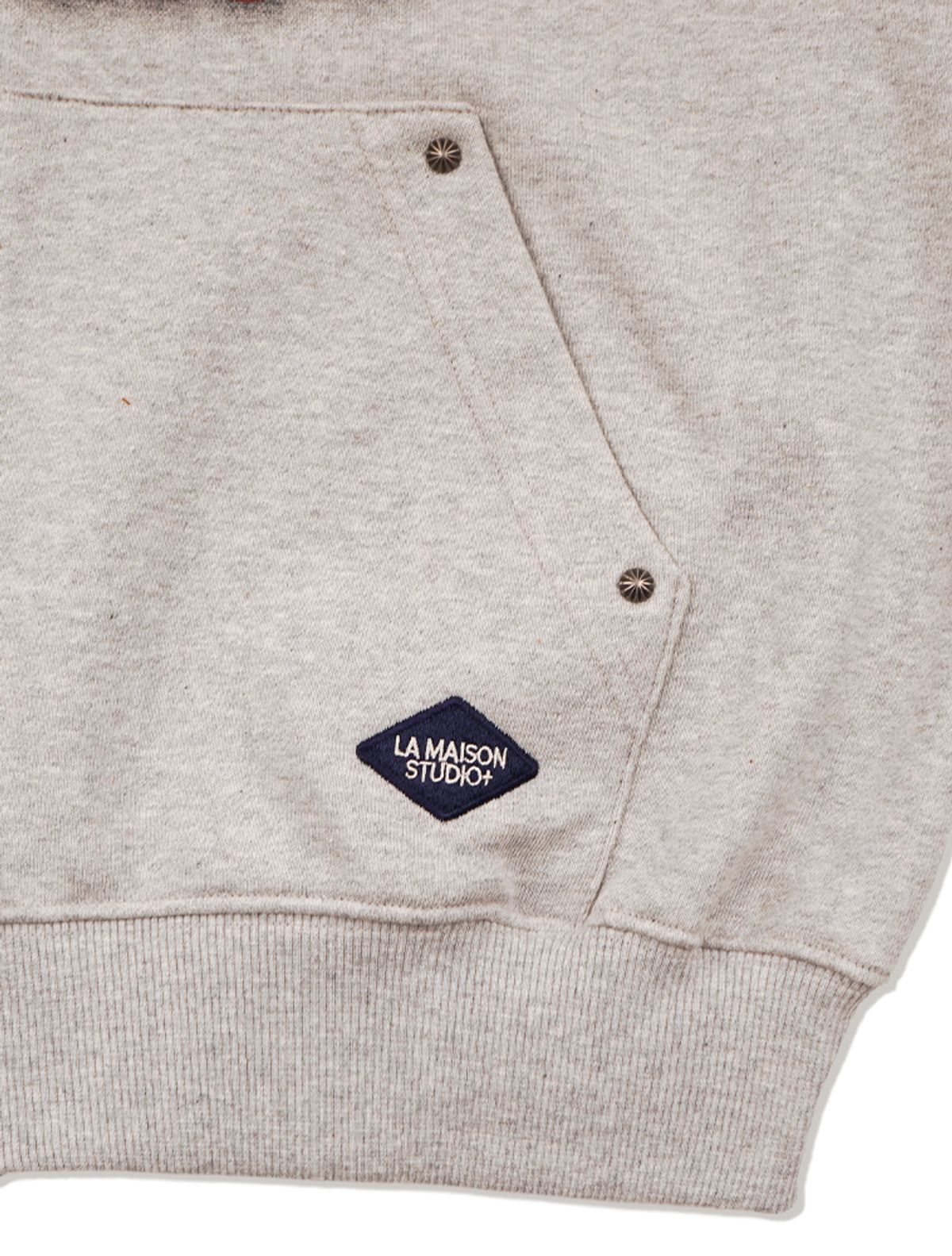라 메종 스튜디오(LA MAISON STUDIO) LA MAISON ESSENTIAL CROP ARCH LOGO HOODIDIE ZIP-UP MELANGRAY(FCG1ZP684M)