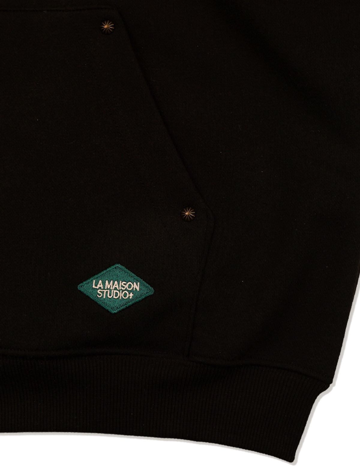 라 메종 스튜디오(LA MAISON STUDIO) LA MAISON ESSENTIAL CROP ARCH LOGO HOODIDIE ZIP-UP BLACK(FCG1ZP684M)