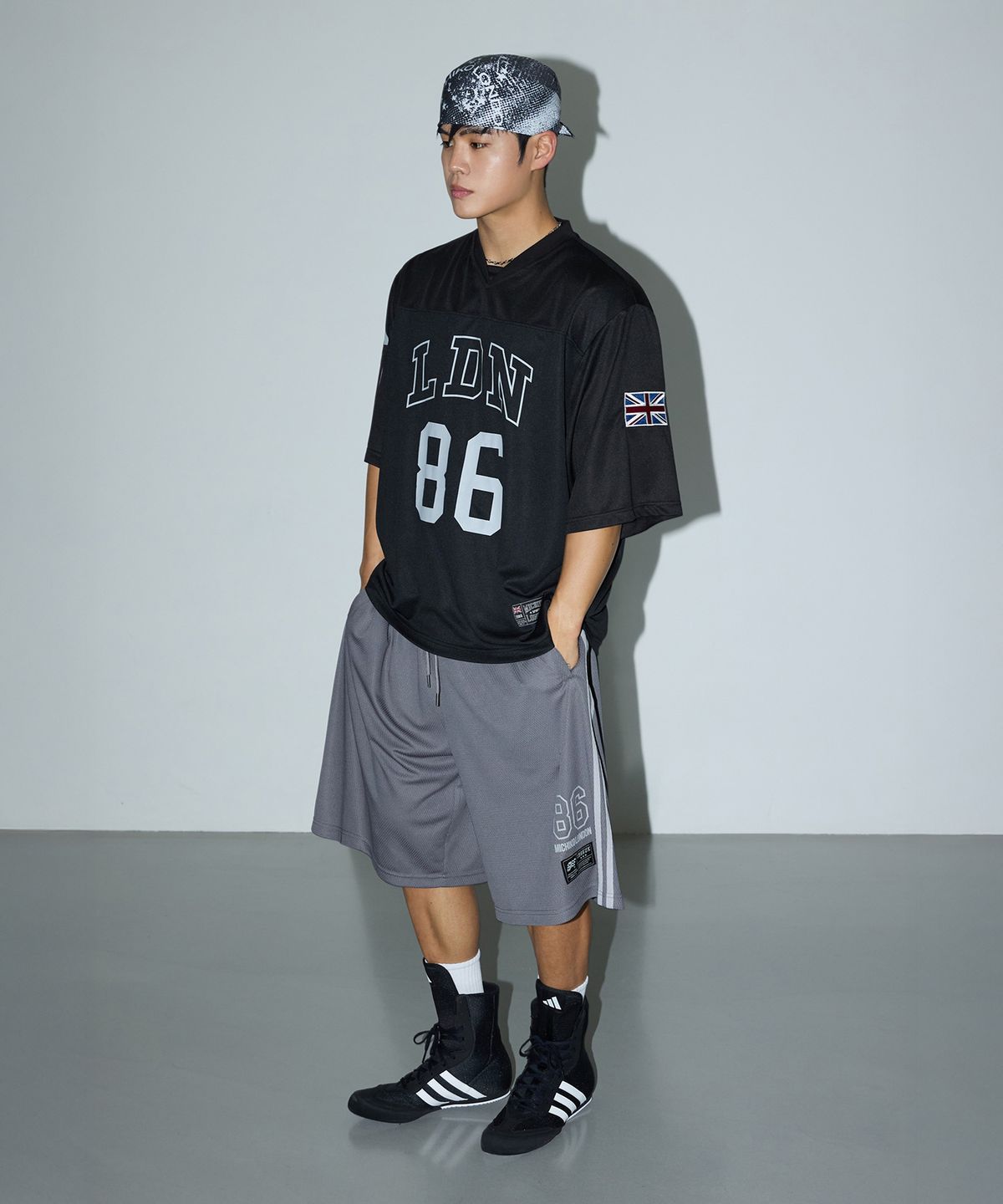 미치코런던 스포츠(MICHIKO LONDON SPORTS) 메쉬 버뮤다 트랙 팬츠 다크 그레이