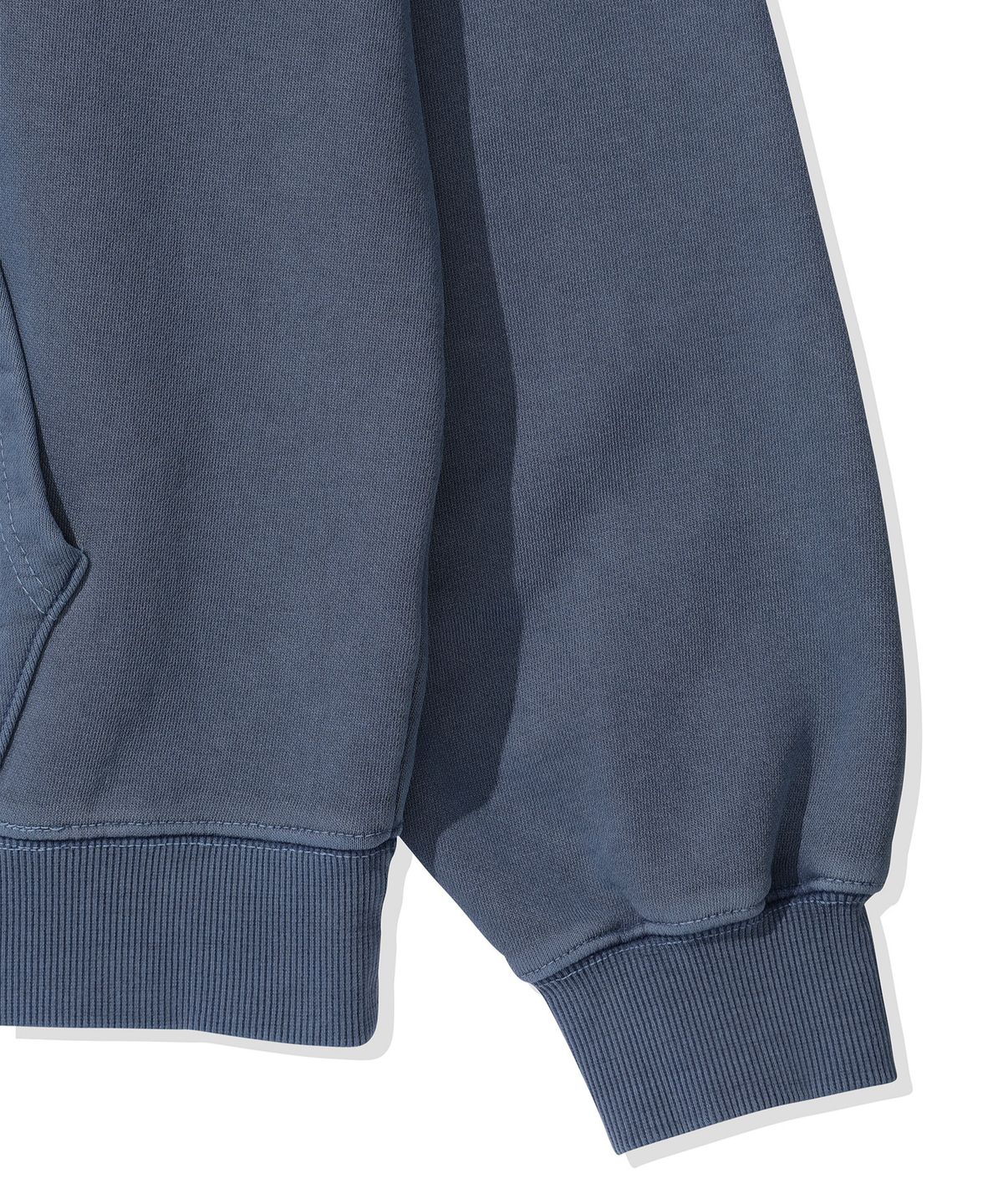 블로우(BLOW) TYPOGRAPHY HOODIE_[PIGMENT NAVY]