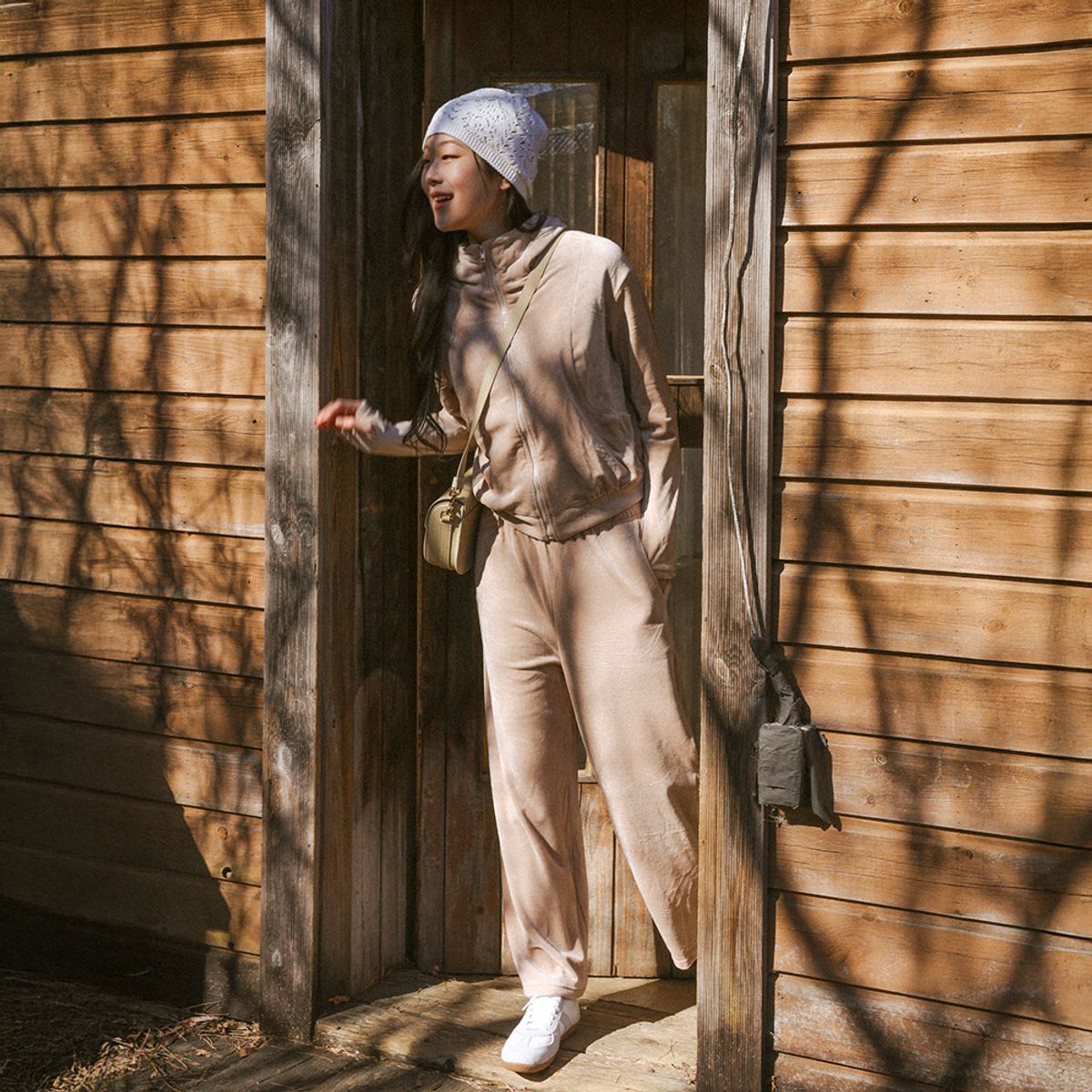 멜라니조이(MELANIE JOY) MJ_Zip-up hoodie pajama two-piece set_BEIGE