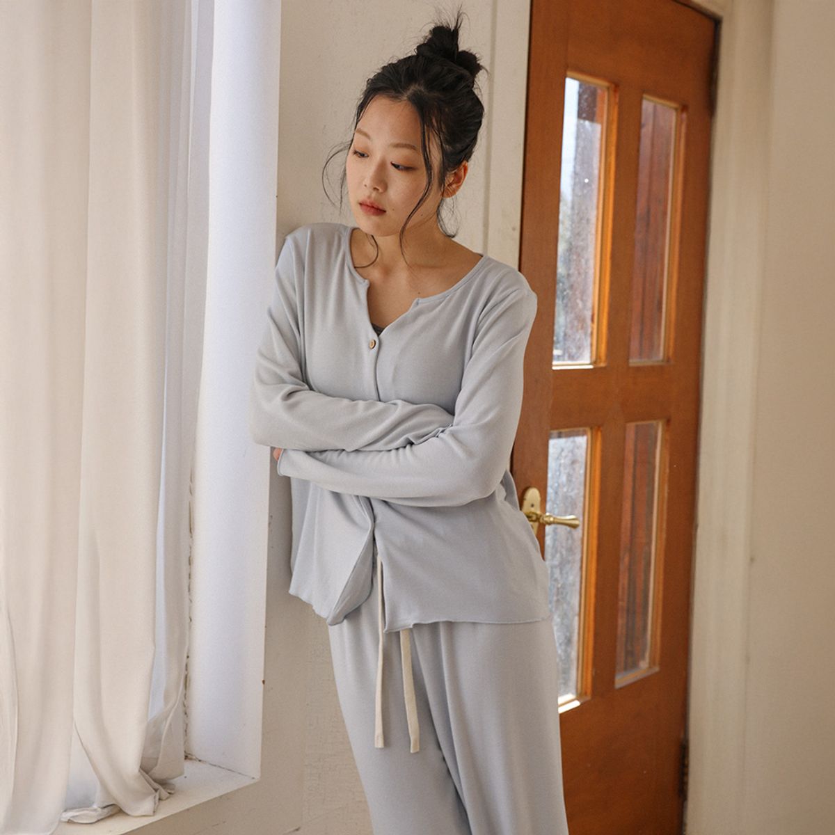 멜라니조이(MELANIE JOY) MJ_Minimal button pajama two-piece set_BLUE