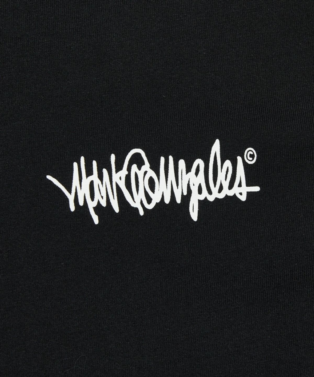마크곤잘레스(MARK GONZALES) 넥스트 사인로고 반팔 티셔츠 - BLACK