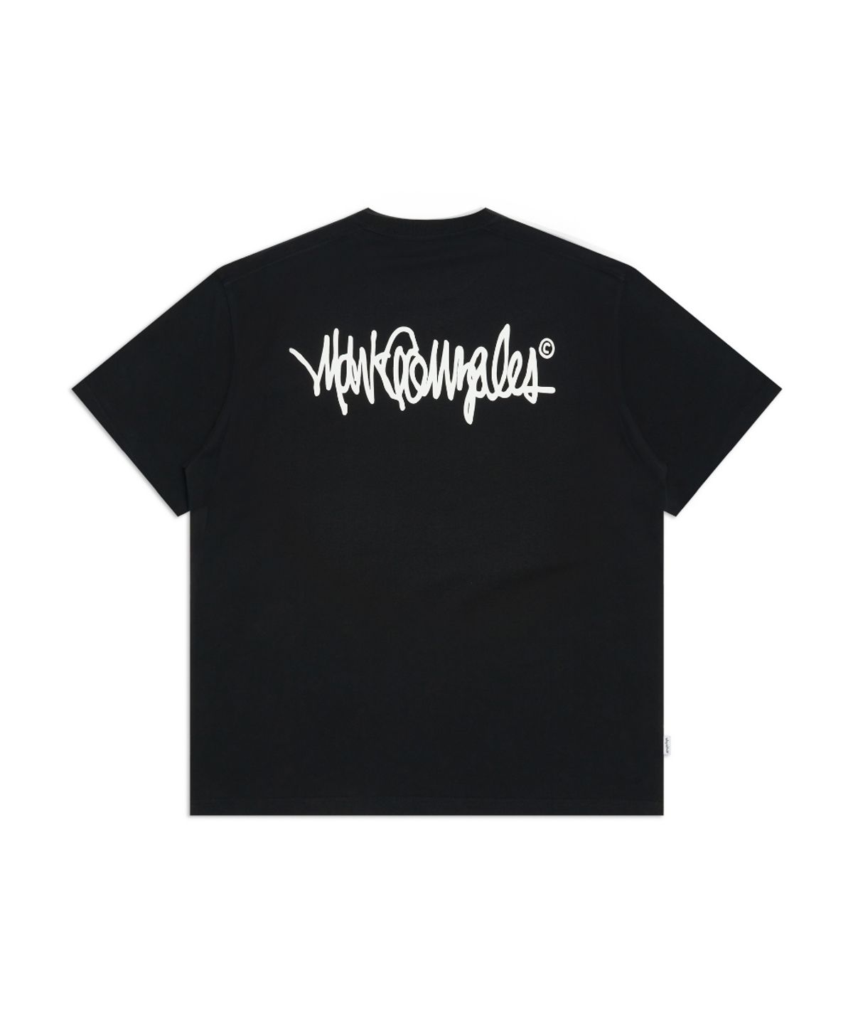 마크곤잘레스(MARK GONZALES) 넥스트 사인로고 반팔 티셔츠 - BLACK