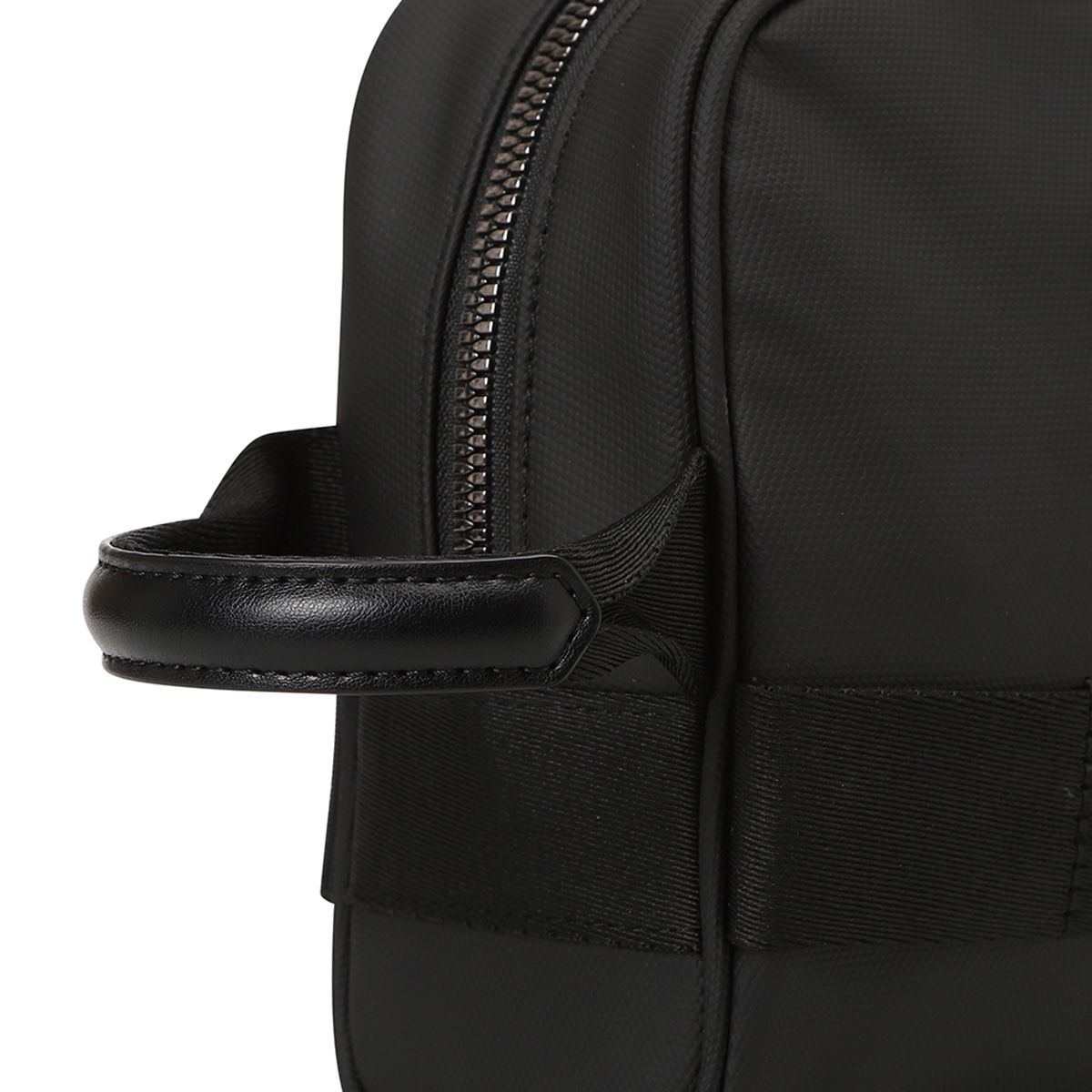 테일러메이드 어패럴(TAYLORMADE APPAREL) 26SS 남성 기본 쉐입 파우치 TB6-S6HG85-199