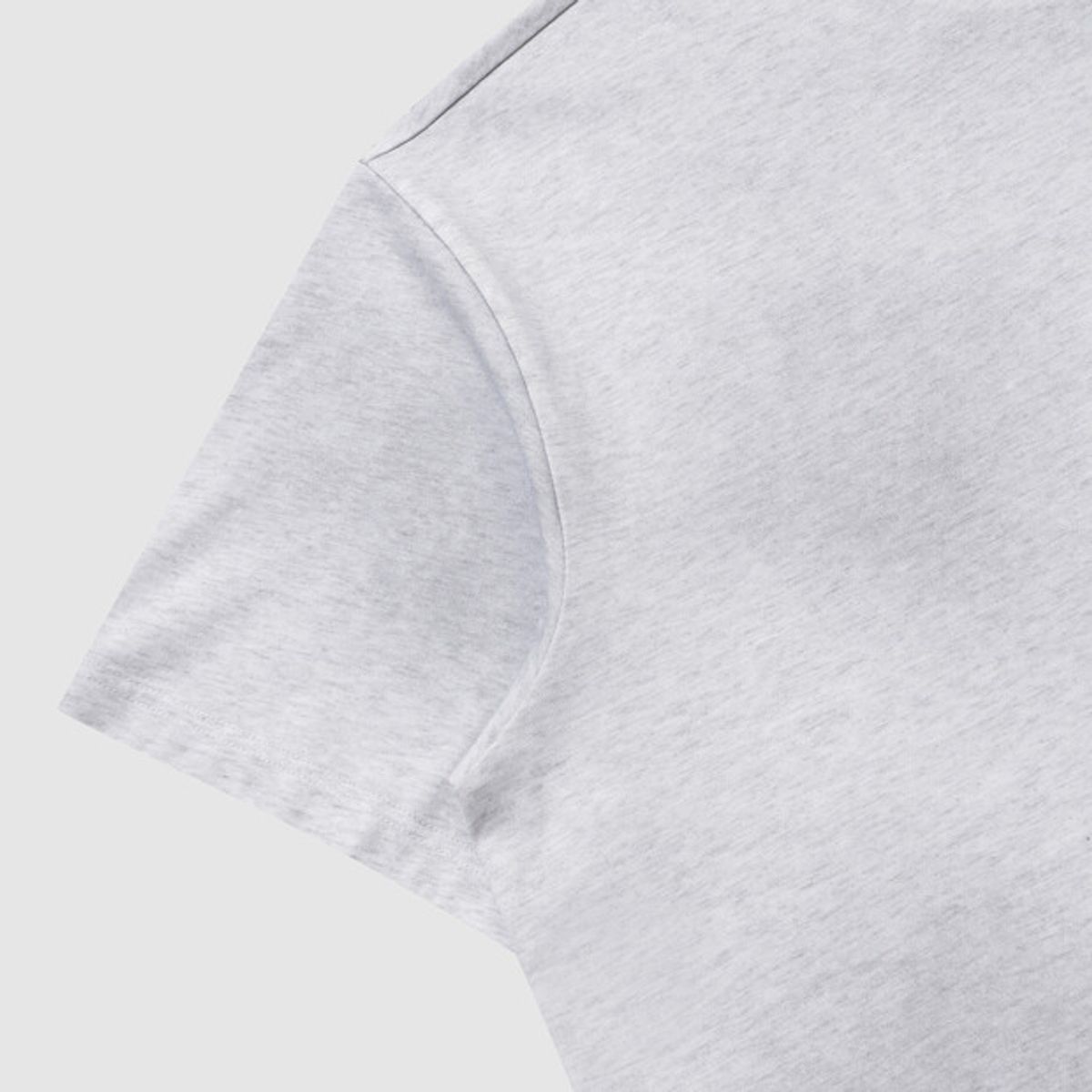 엄브로(UMBRO) HBL 엄그레이 빈티지 그래픽 반팔 티셔츠 라이트 그레이 UR121CRS21