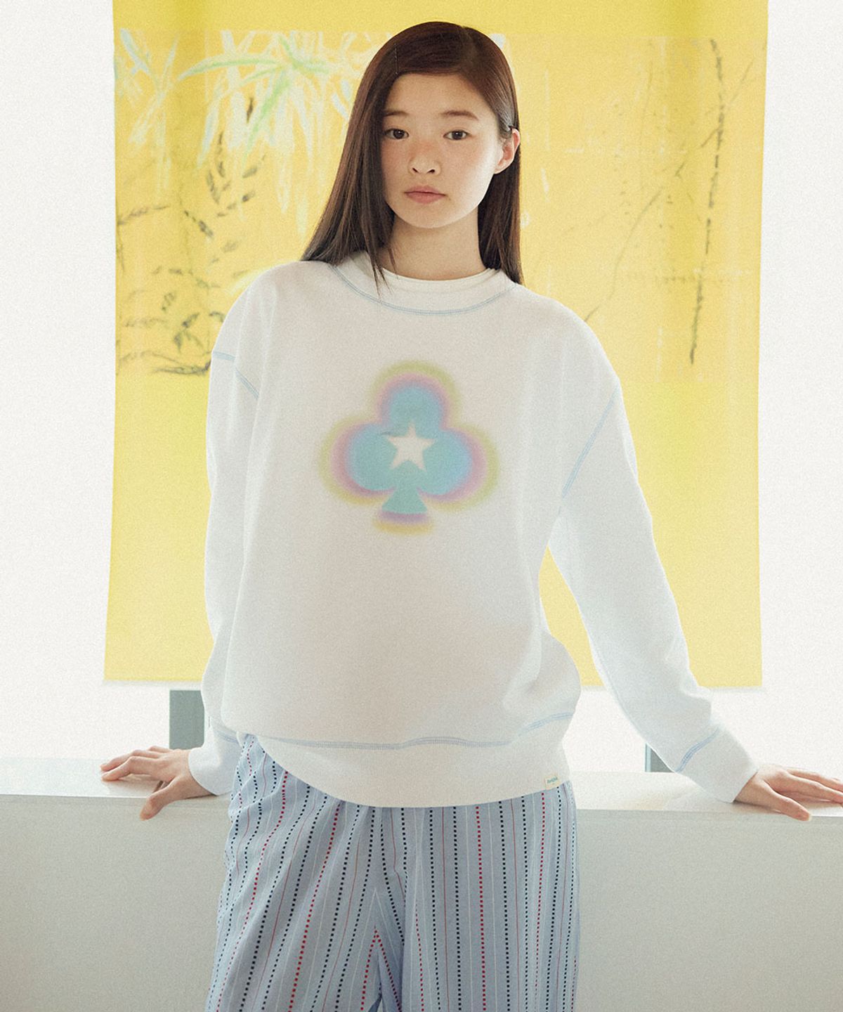 락피쉬웨더웨어(ROCKFISH WEATHERWEAR) CLOVER SWEATSHIRT - WHITE