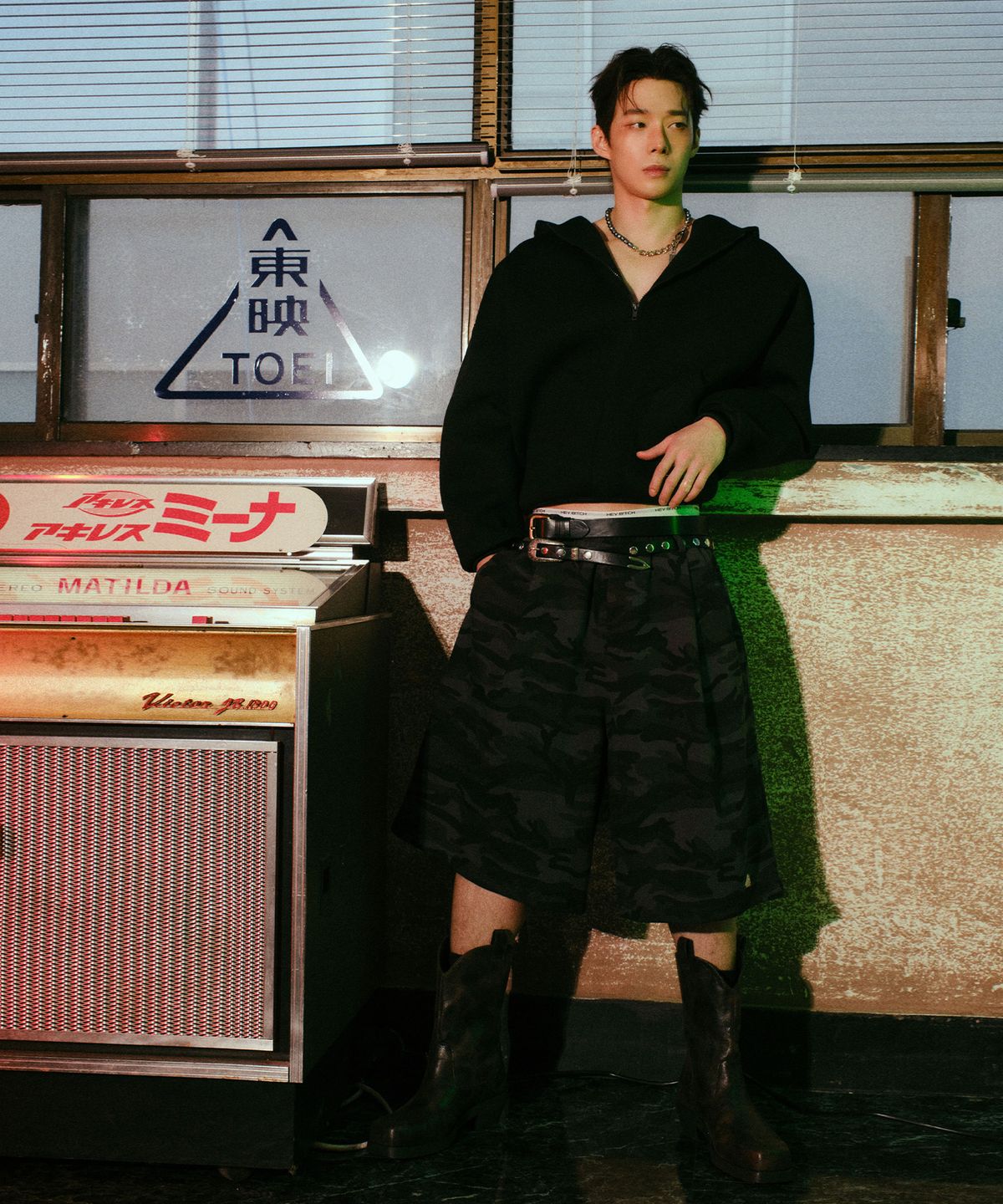 레코딩하우스(RECORDINGHOUSE) REC NEO HOODIE [BLACK]