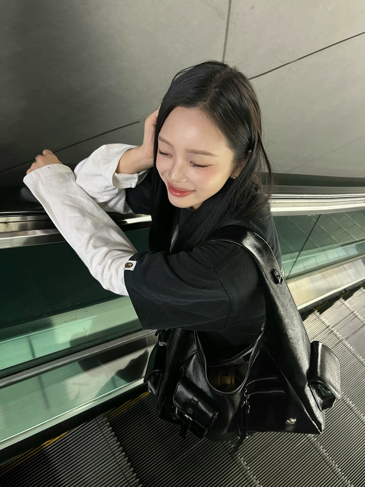 마이쉘(MYSHELL) 포키 언발란스 포켓 쇼퍼백_30782SH