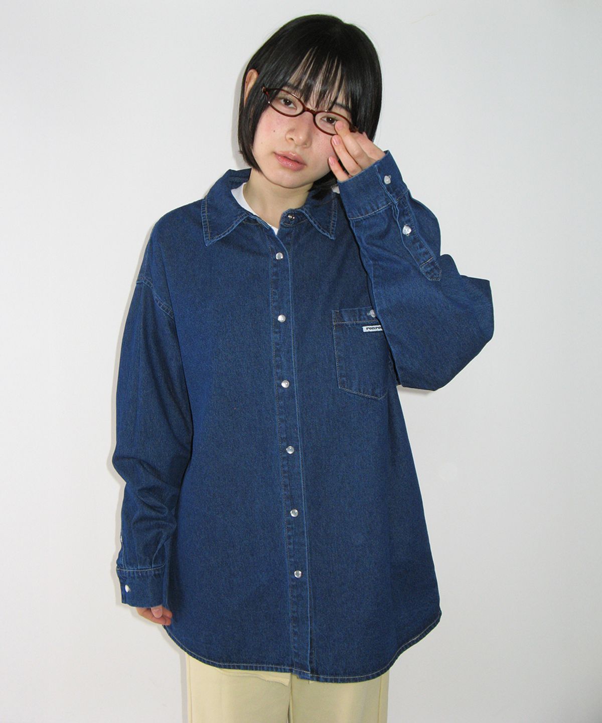 론론(RONRON) BUTTON POCKET DENIM SHIRT INDIGO BLUE