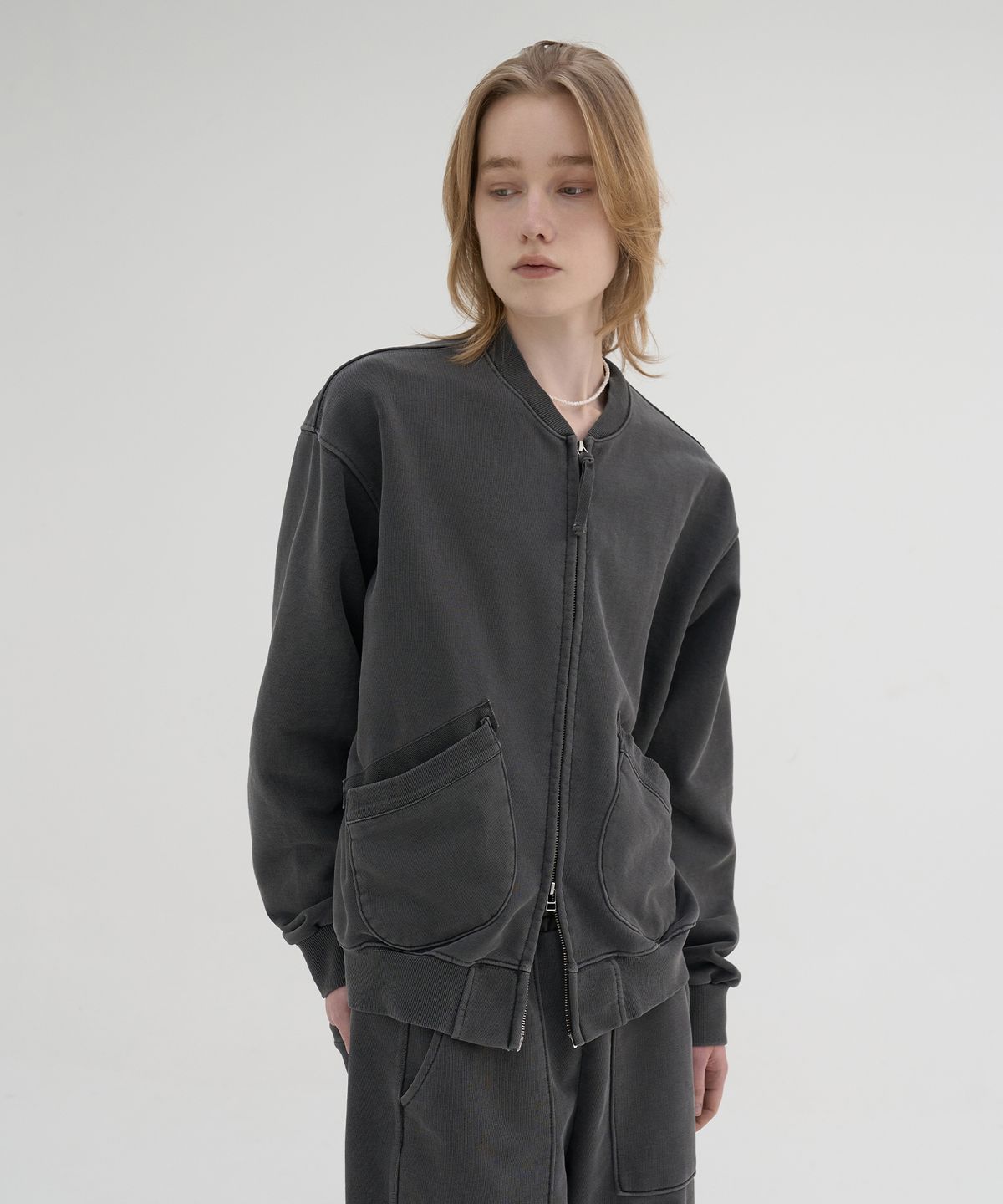 노운(NOUN) faded sweat blouson (charcoal)