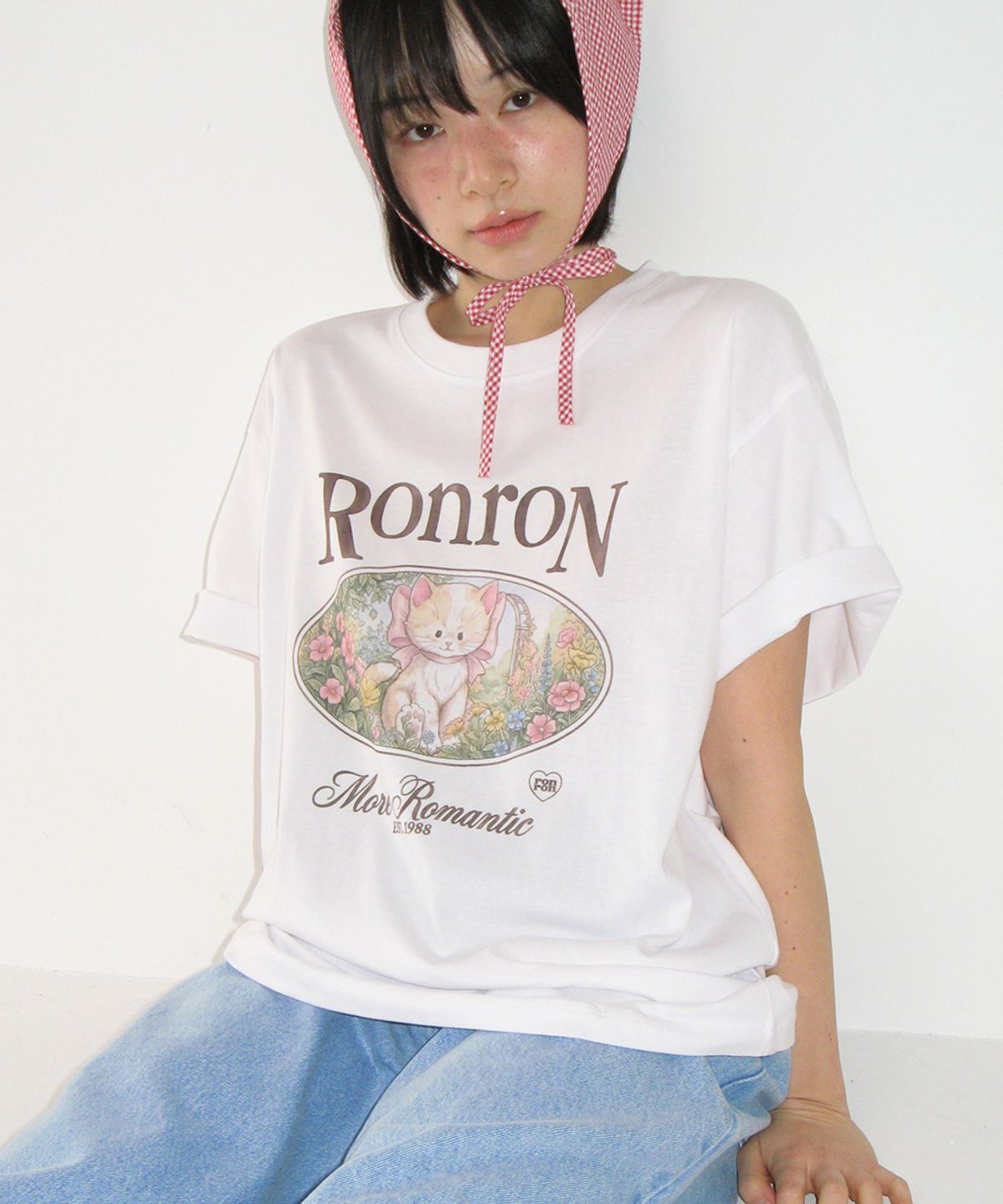 론론(RONRON) FLOWER CAT OVER FIT T SHIRT WHITE