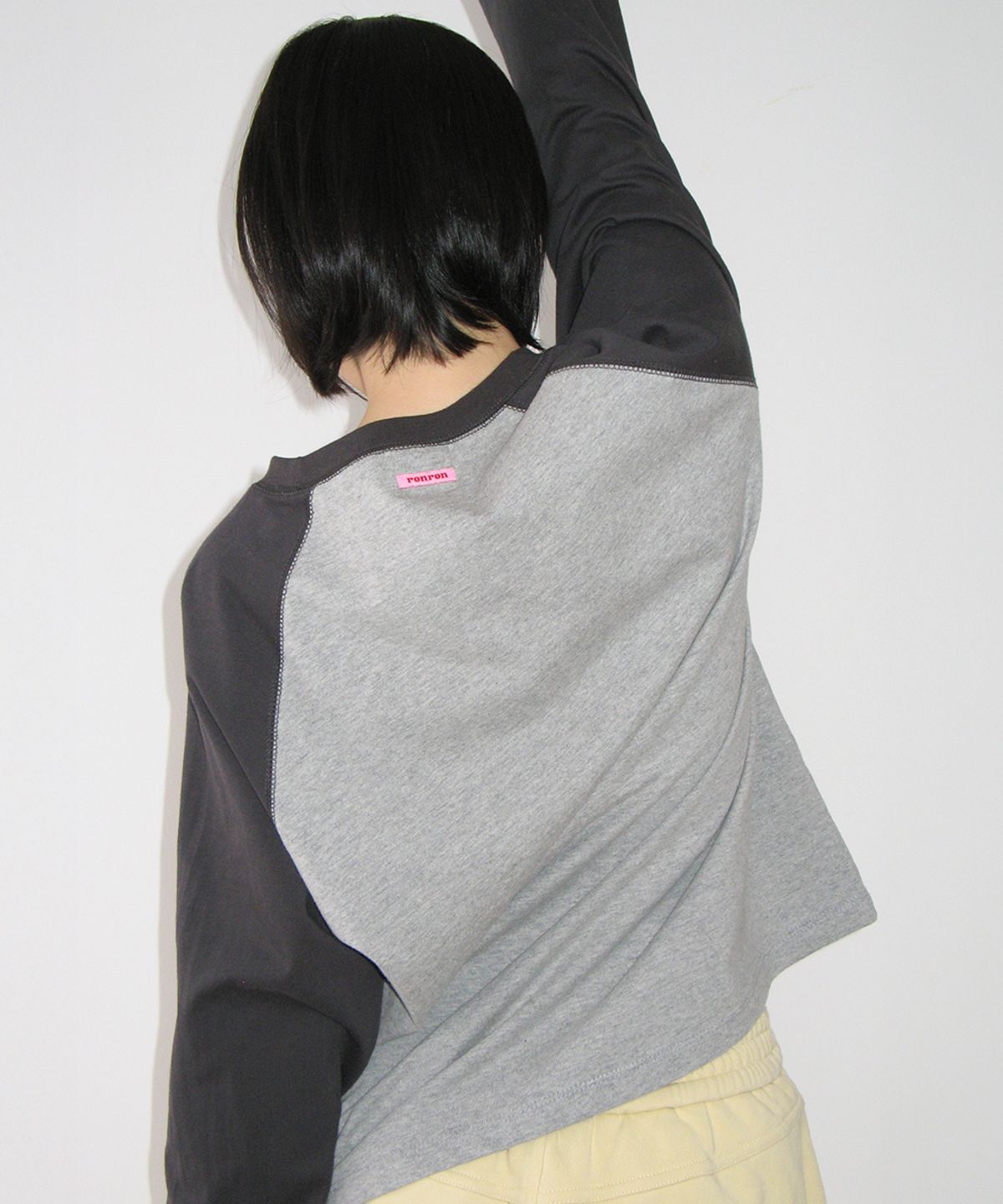 론론(RONRON) BASIC RR ARCHIVE RAGLAN LONG SLEEVE GREY