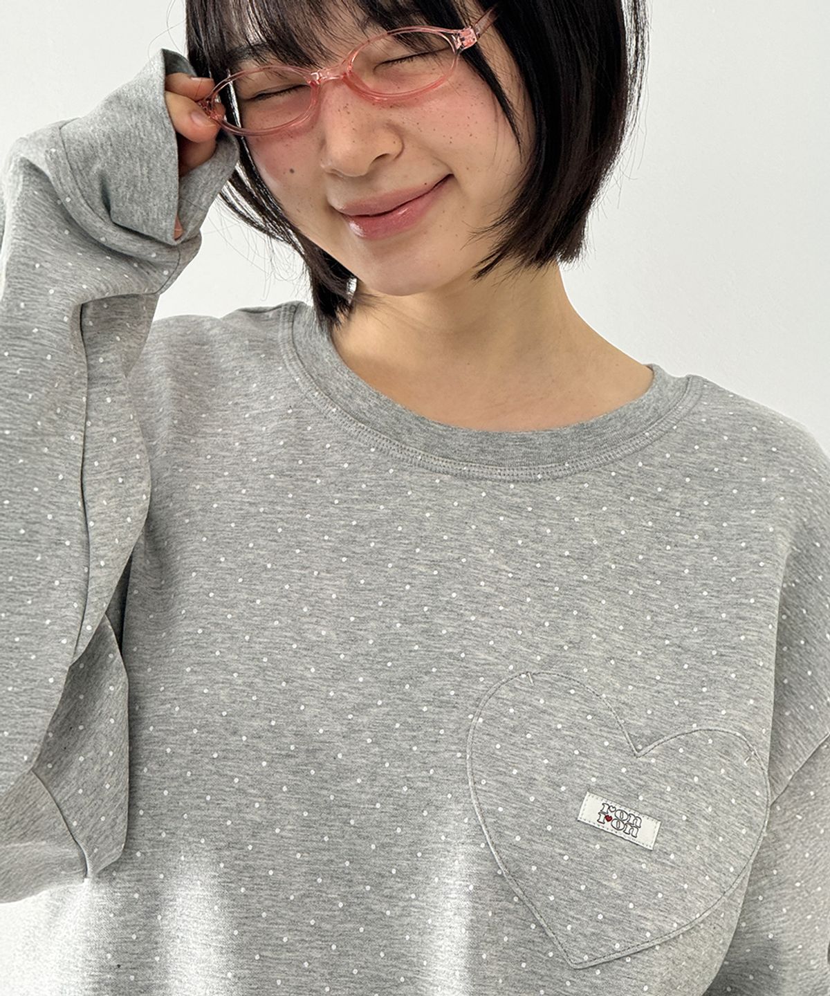 론론(RONRON) DOT HEART POCKET OVER FIT LONG SLEEVE GREY