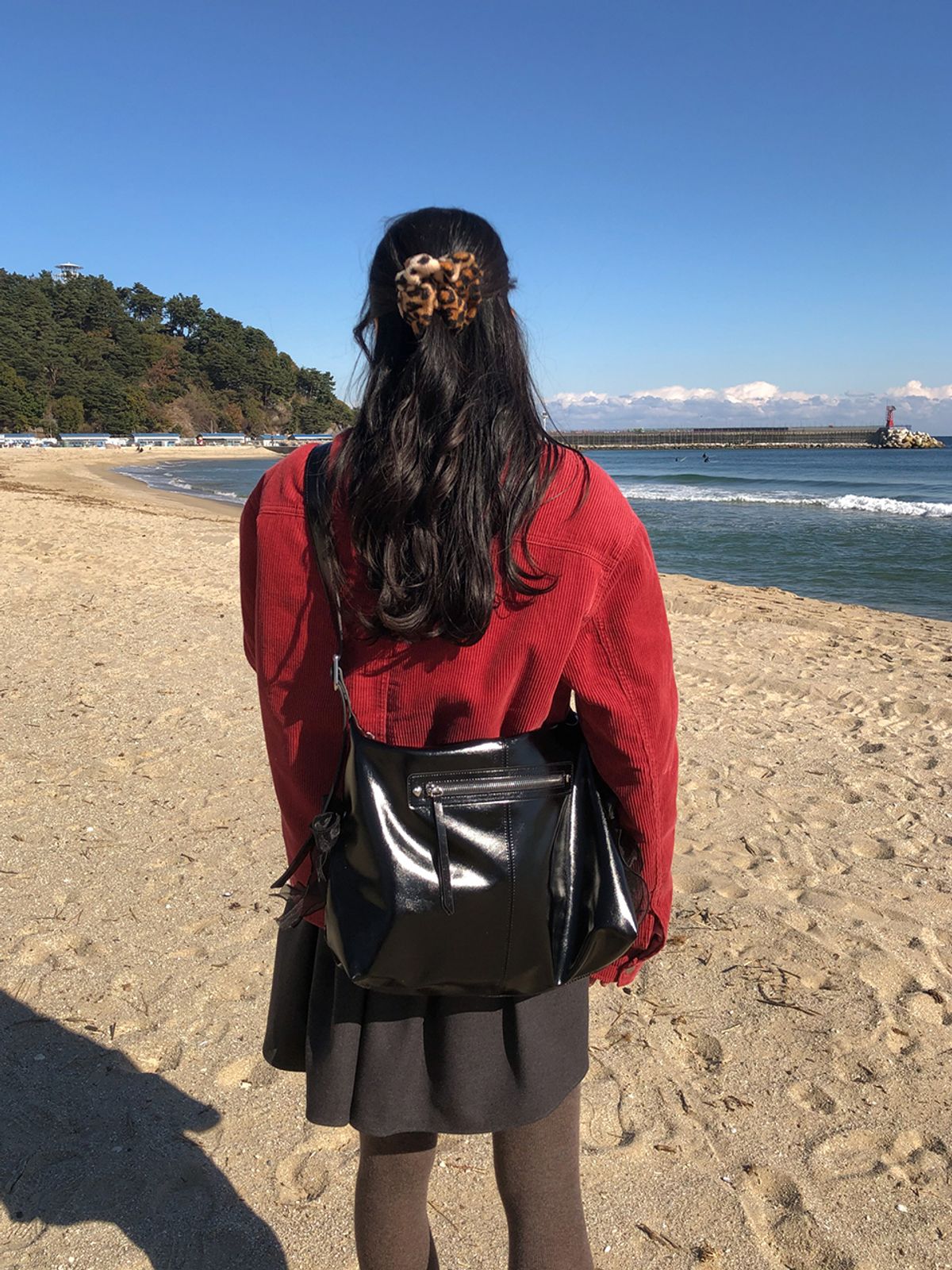 오부니(OVUNI) 필로우 리본백_블랙