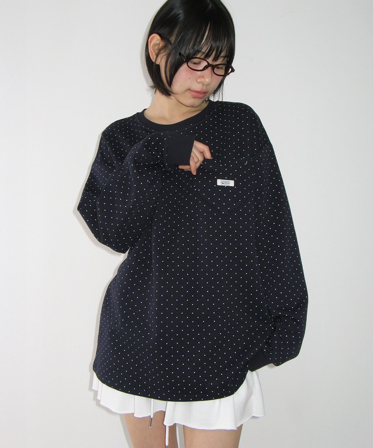 론론(RONRON) DOT HEART POCKET OVER FIT LONG SLEEVE NAVY