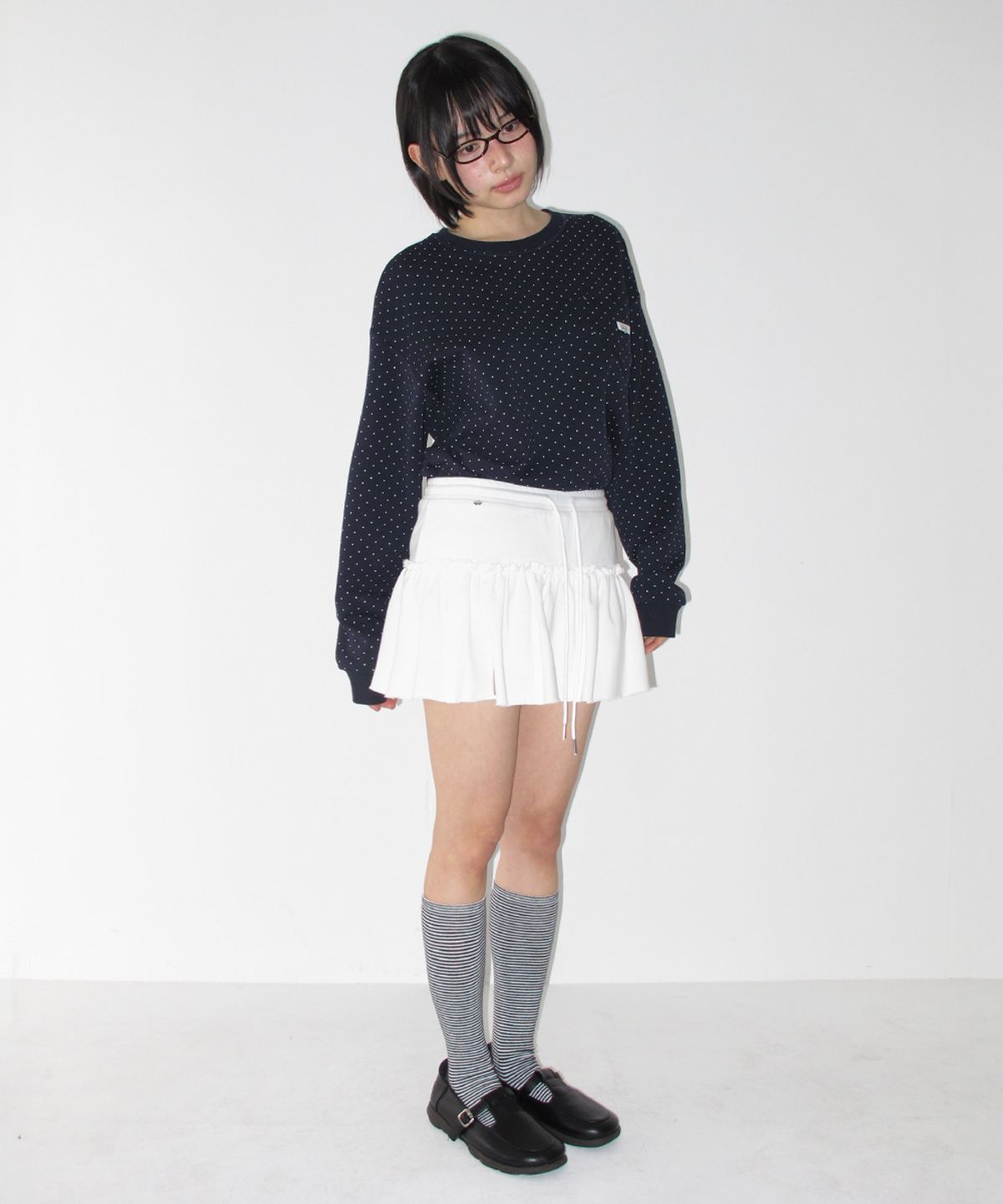 론론(RONRON) DOT HEART POCKET OVER FIT LONG SLEEVE NAVY