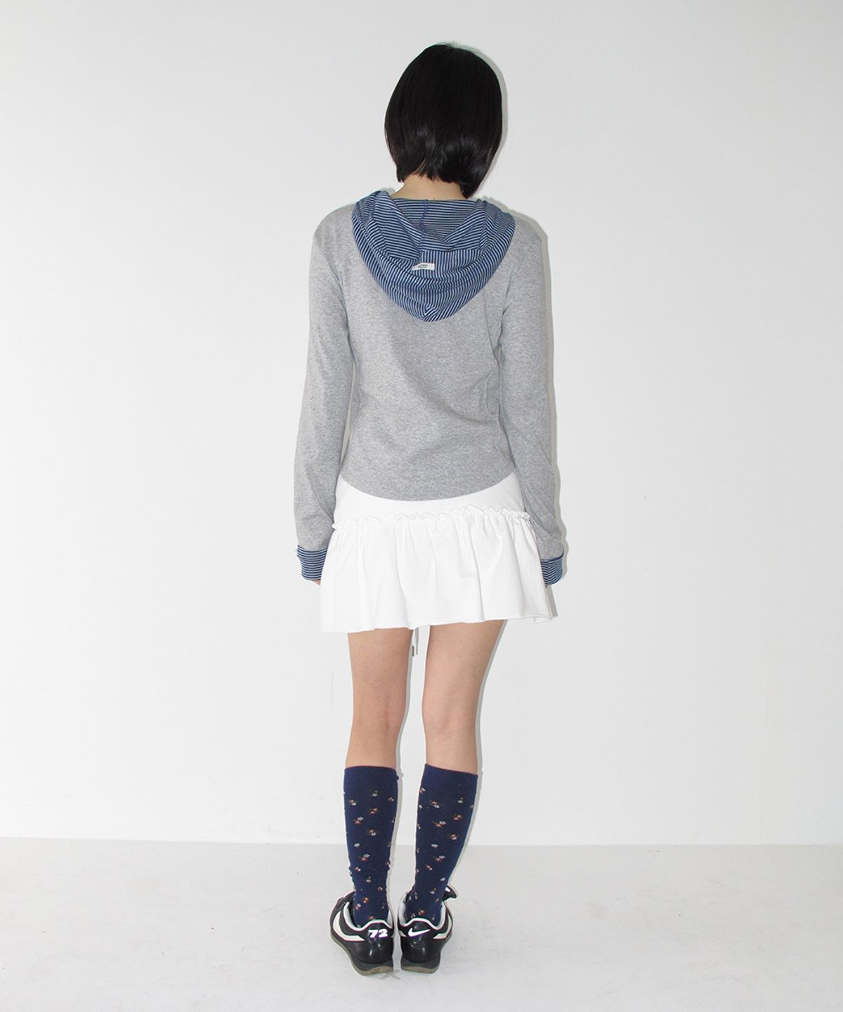 론론(RONRON) BUTTON CUFF HOODIE LONG SLEEVE GREY