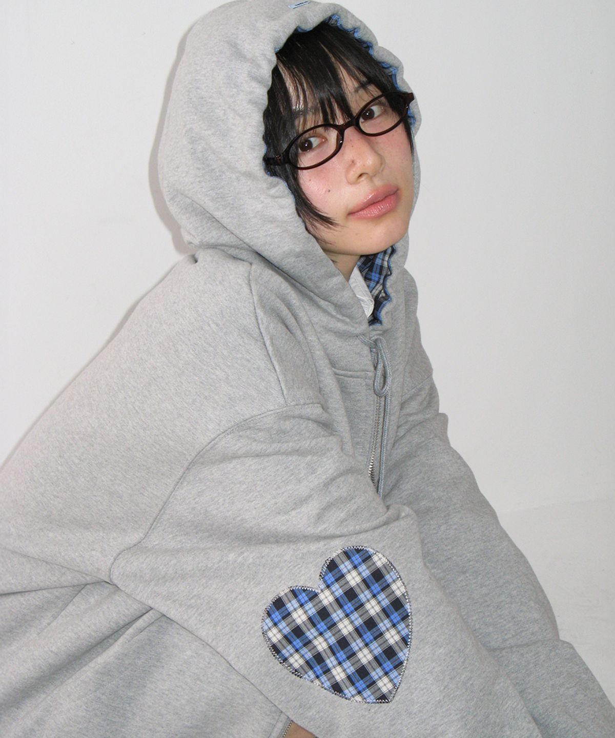 론론(RONRON) CHECK PATCH HOODIE ZIP UP GREY