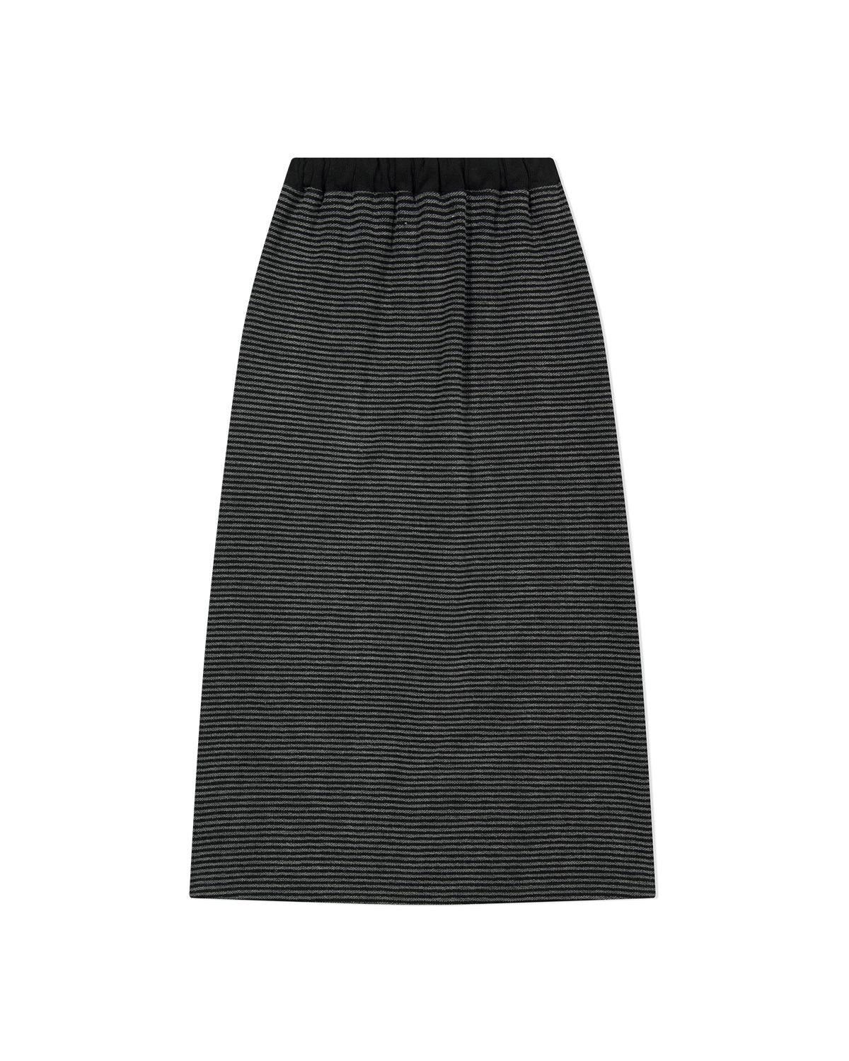 더뮤지엄비지터(THEMUSEUMVISITOR) RAW EDGE LONG SKIRT (BLACK)