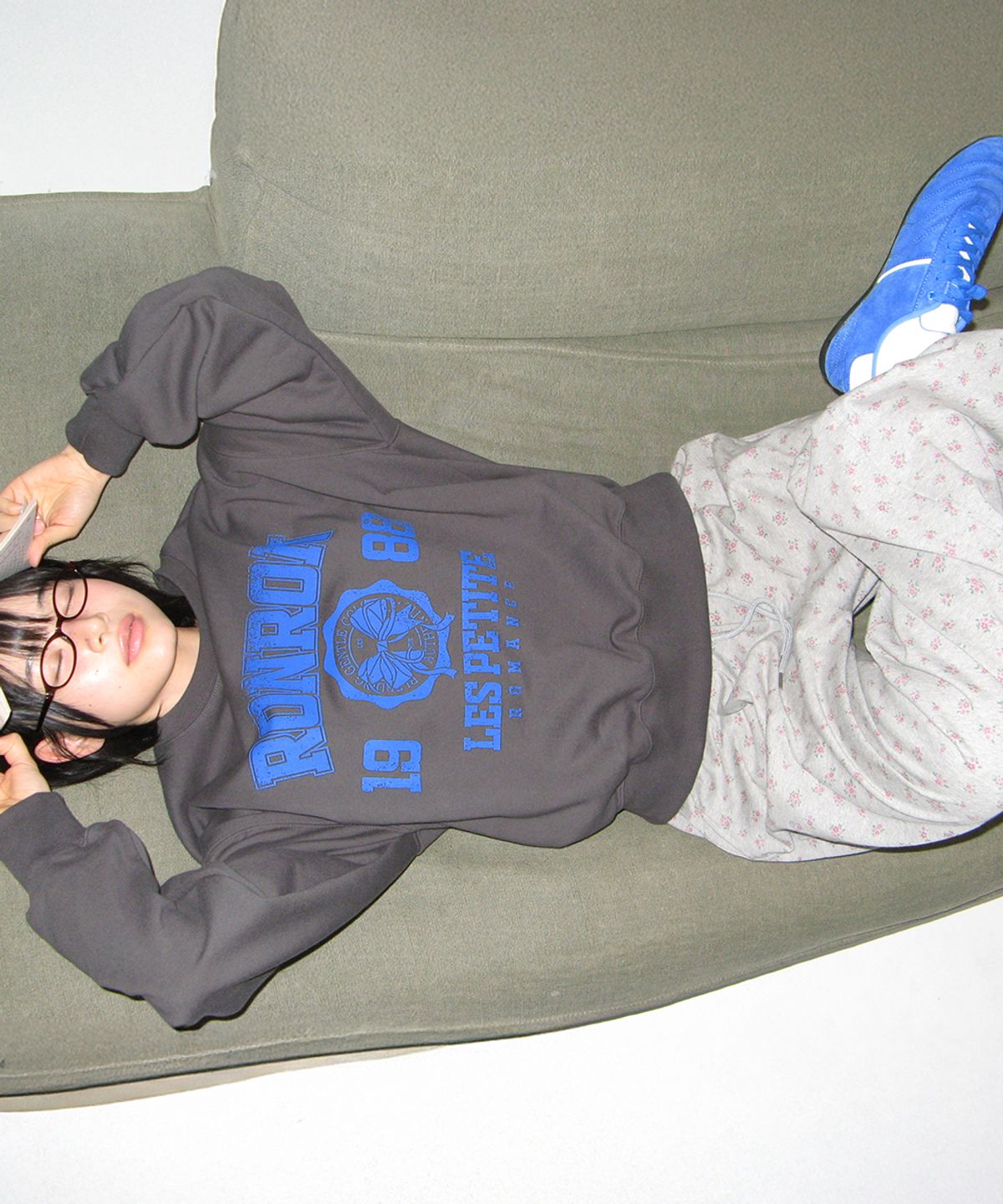 론론(RONRON) FLORAL WIDE SWEAT PANTS GREY