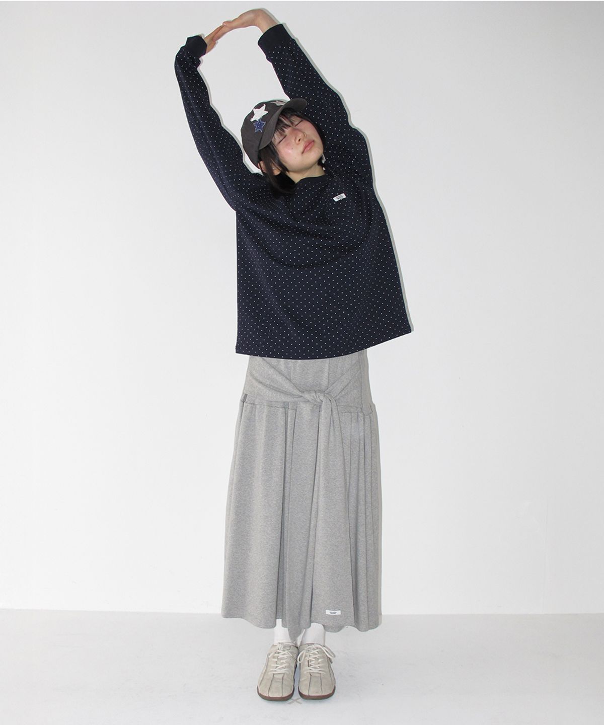 론론(RONRON) STRAP KNOT LONG SKIRT GREY